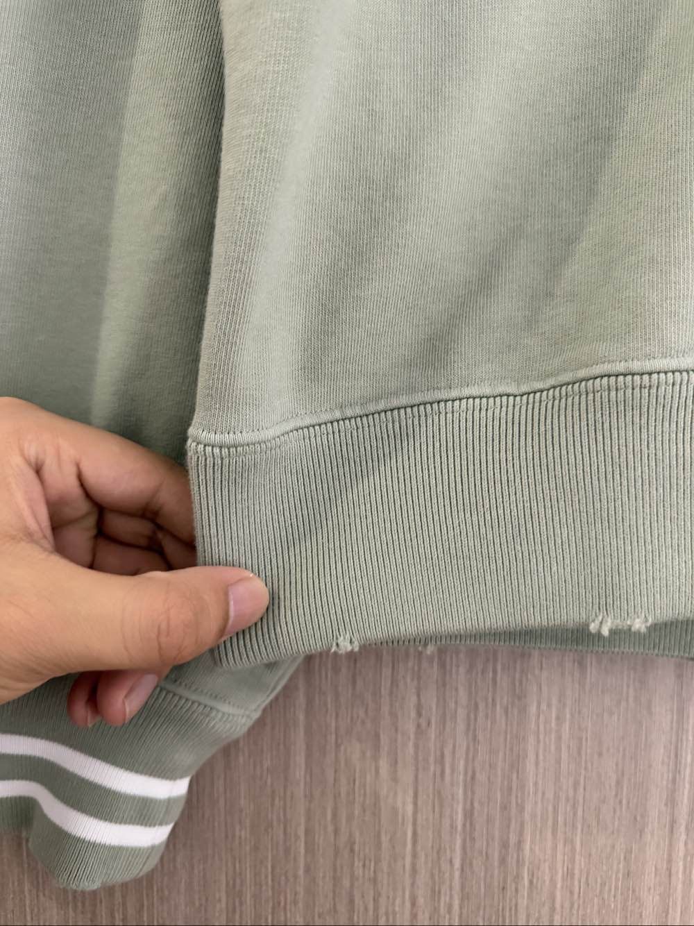 Prada Comfortable Green Logo Sweatshirt Size US M / EU 48-50 / 2 - 7 Thumbnail