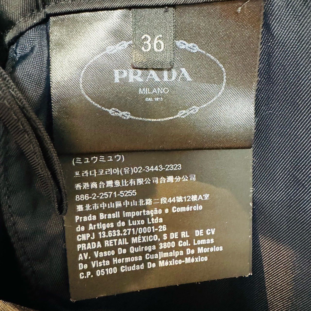 Prada Lightweight Black Nylon Shorts Size 36 Size US 36 / EU 52 - 4 Thumbnail