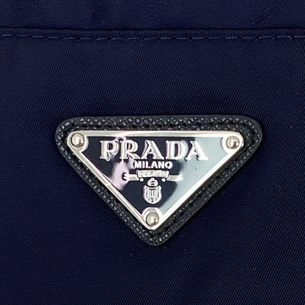 Prada Stylish Logo Patch Shorts in Blue Size US 32 / EU 48 - 7 Thumbnail