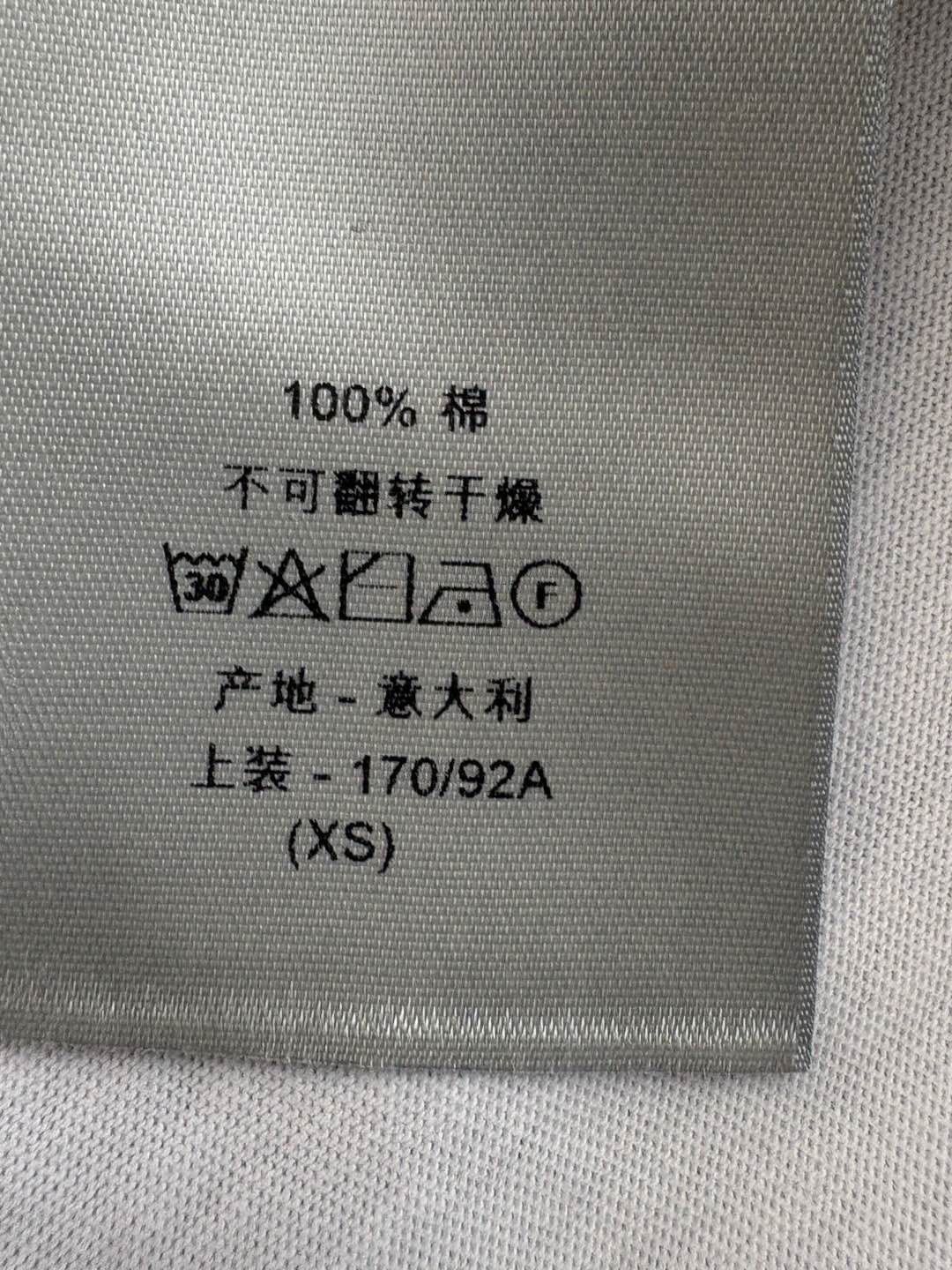 Dior Christian Dior Paris Patch Tee in White Size US XS / EU 42 / 0 - 7 Thumbnail