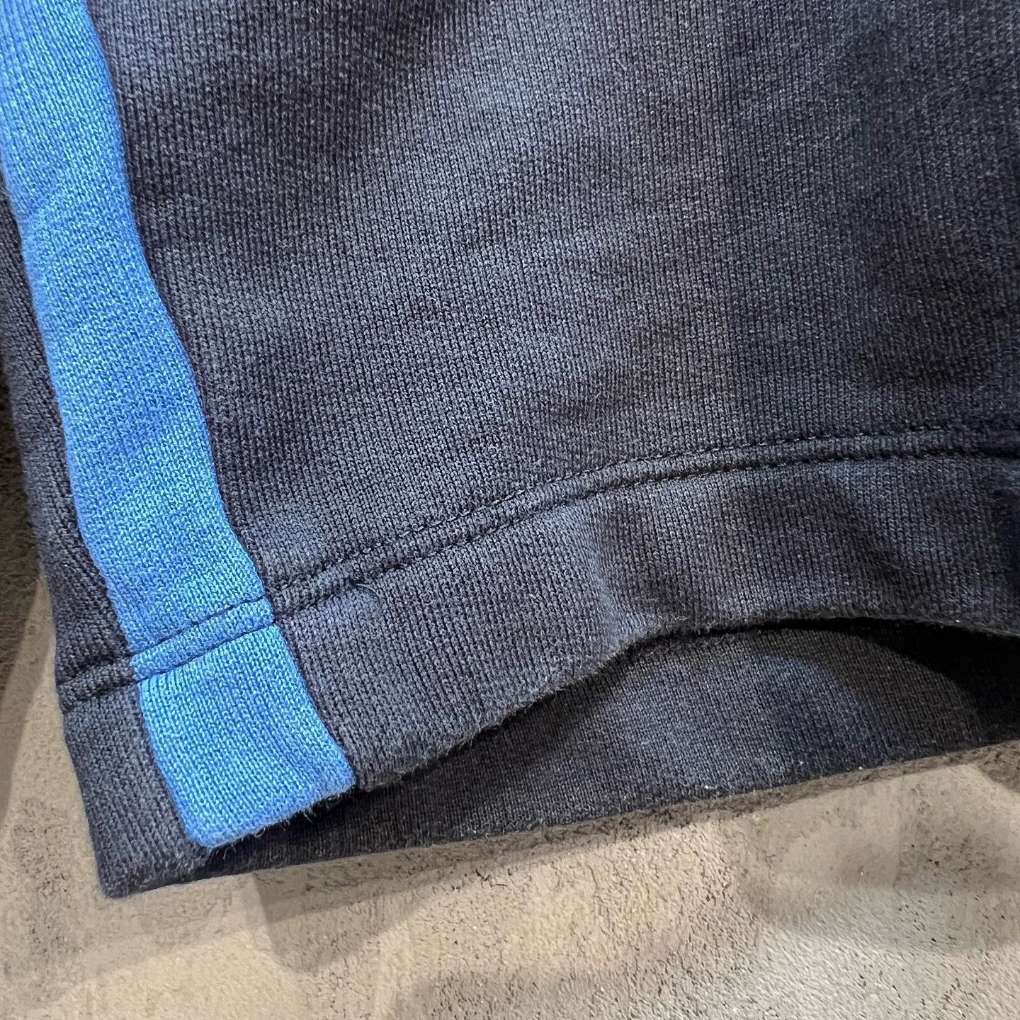 Prada Black Sweat Shorts with Logo Patch Size US 32 / EU 48 - 9 Thumbnail