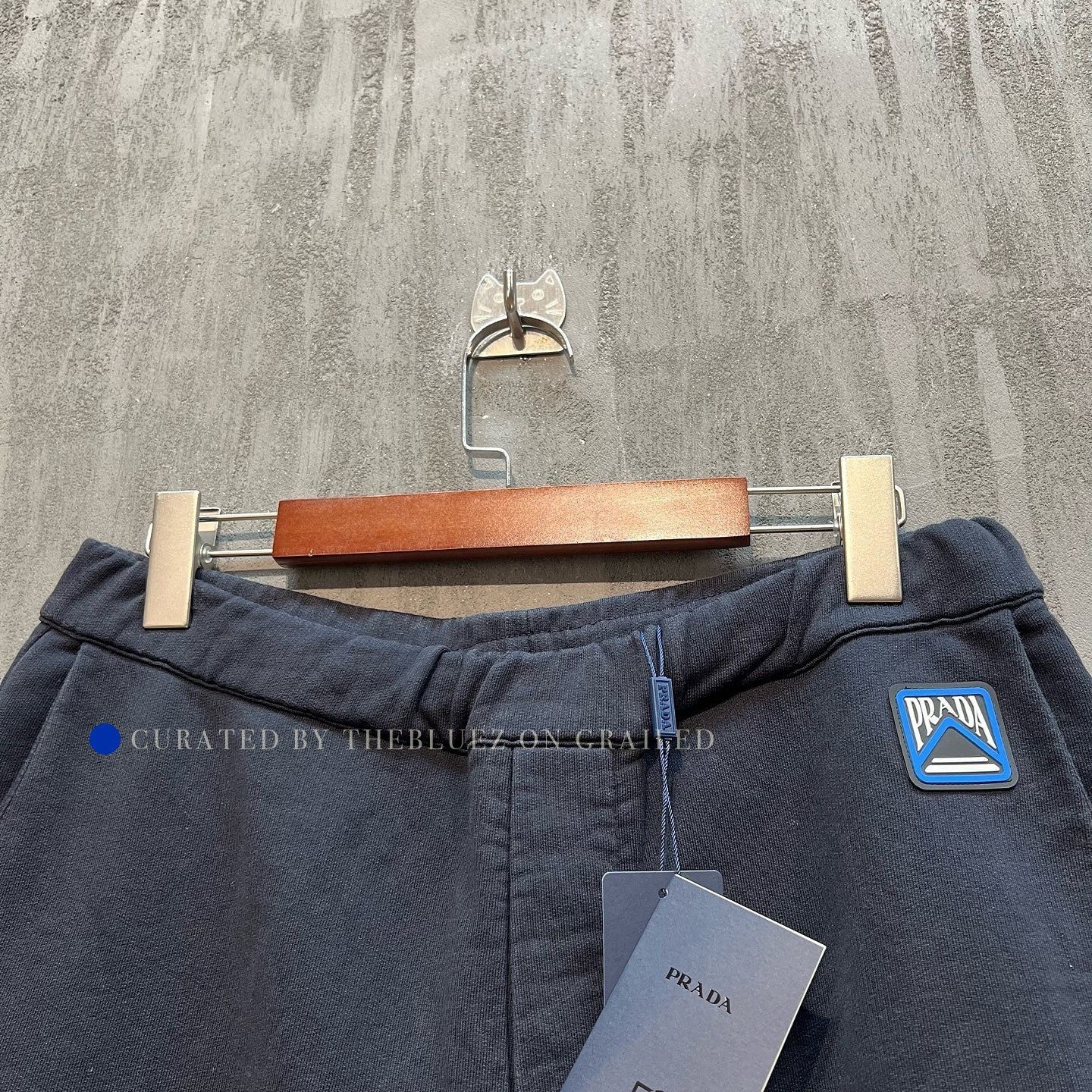 Prada Black Sweat Shorts with Logo Patch Size US 32 / EU 48 - 7 Thumbnail