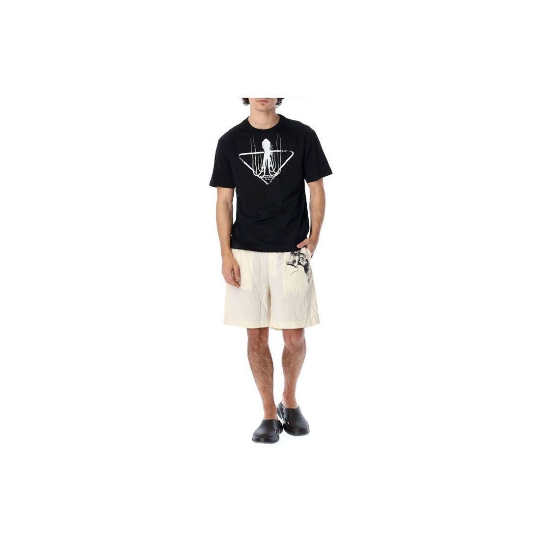 Prada Graphic Print Black T-Shirt in Size M Size US M / EU 48-50 / 2 - 10 Thumbnail