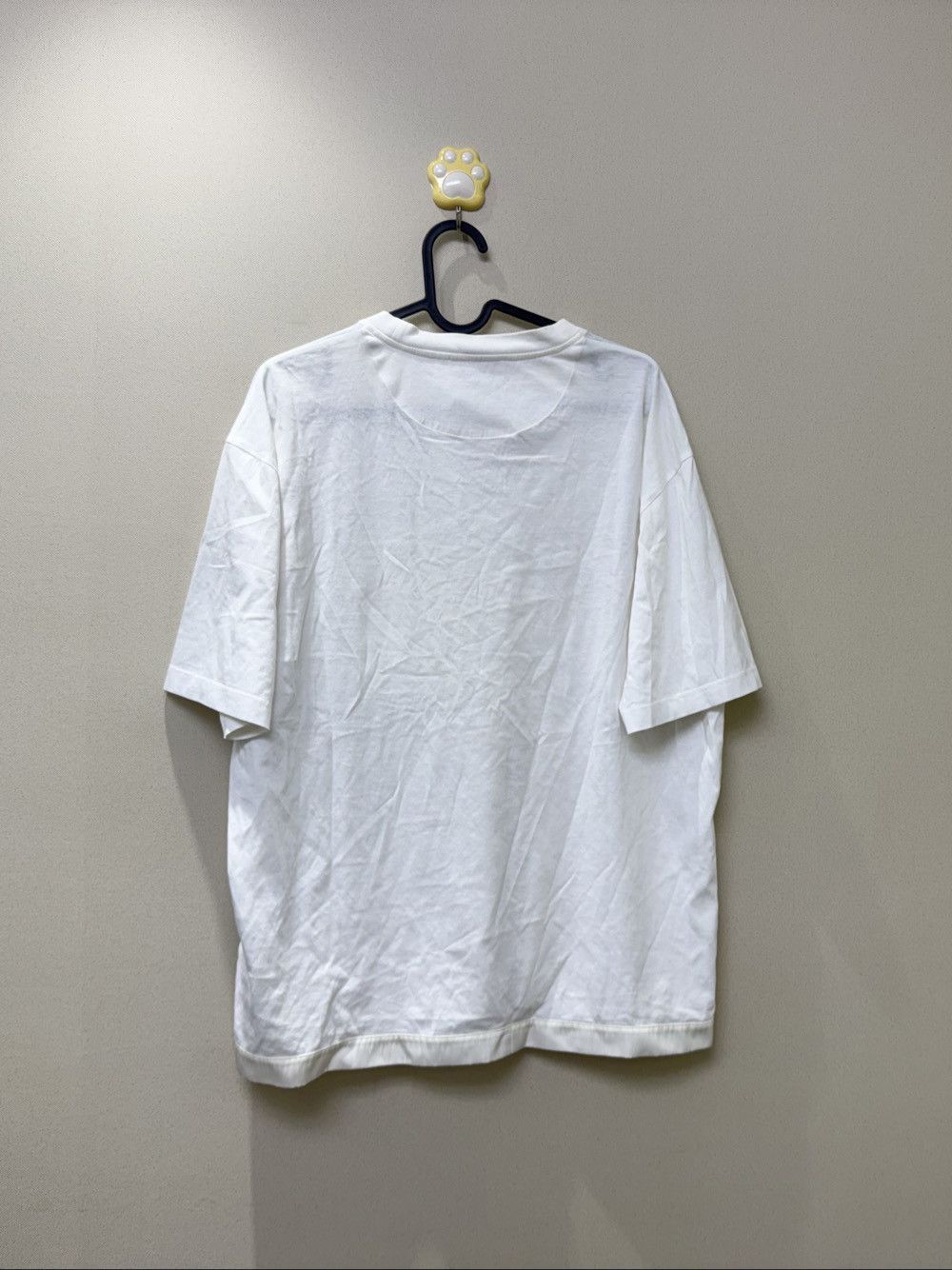 Prada Minimalistic Pocket Logo Tee in White Size US L / EU 52-54 / 3 - 2 Thumbnail