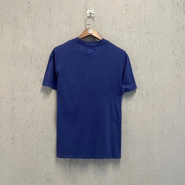 Prada Triangle Logo Pocket T-Shirt in Blue Size US S / EU 44-46 / 1 - 2 Thumbnail