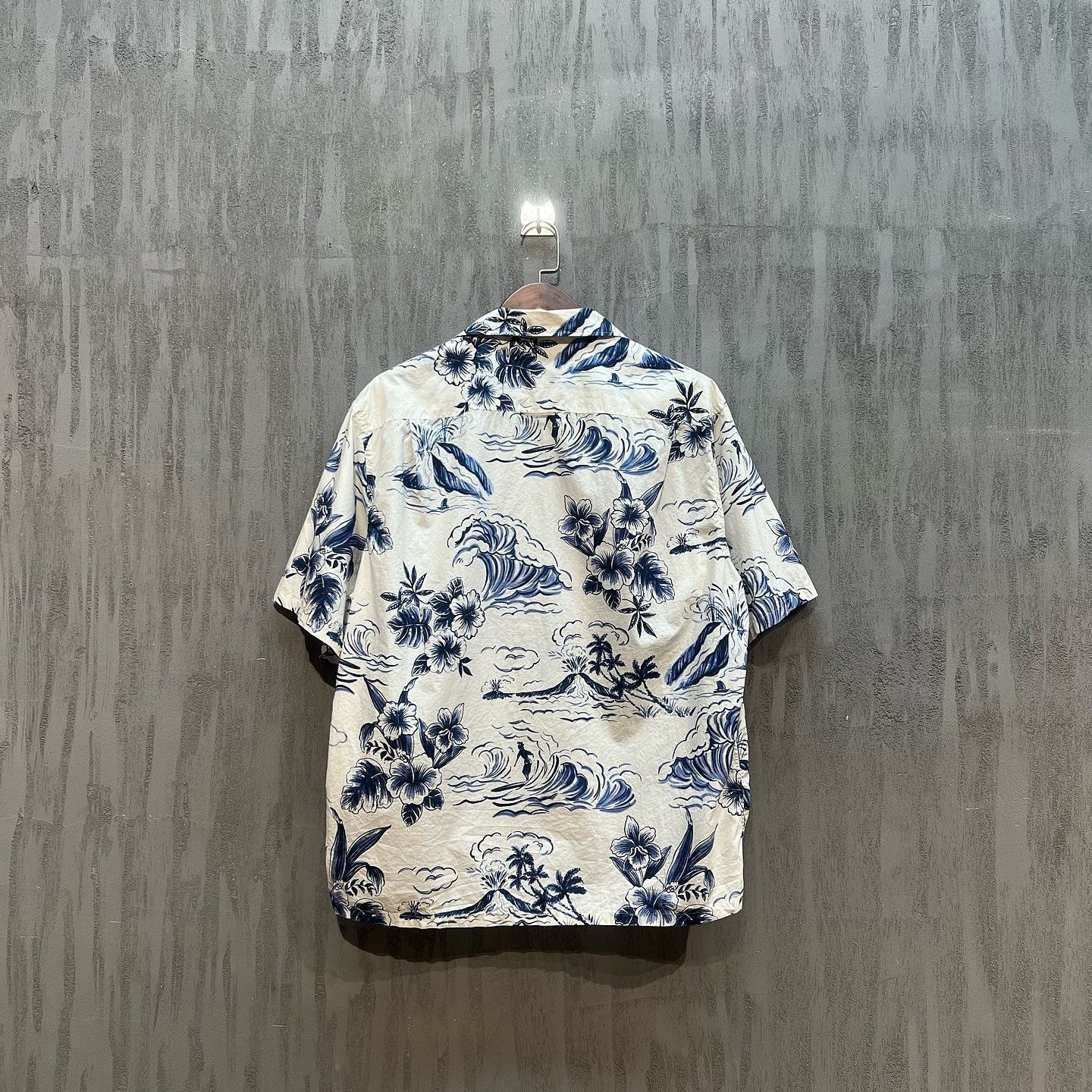Prada Floral Wave Print Button-Up Shirt Size US XL / EU 56 / 4 - 2 Thumbnail