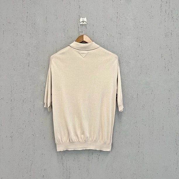 Prada Knit Polo Shirt in Beige Size US S / EU 44-46 / 1 - 2 Thumbnail