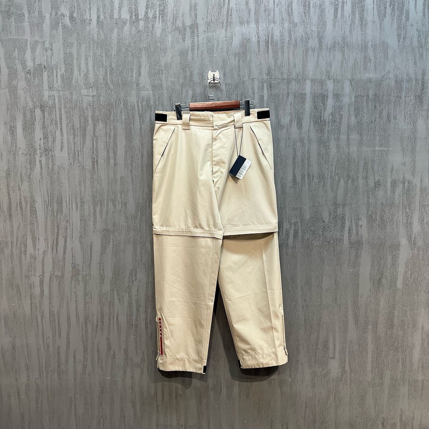 Prada Technical Trousers in Beige Size US 32 / EU 48 - 9 Thumbnail