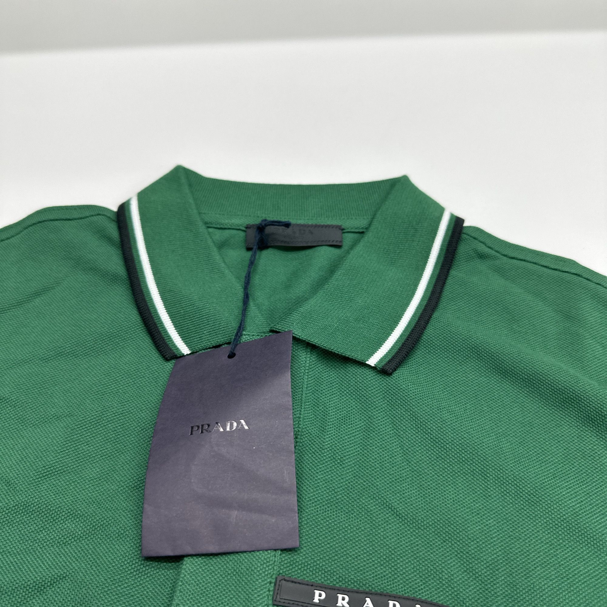 Prada Logo Patch Polo in Green Size US L / EU 52-54 / 3 - 4 Thumbnail