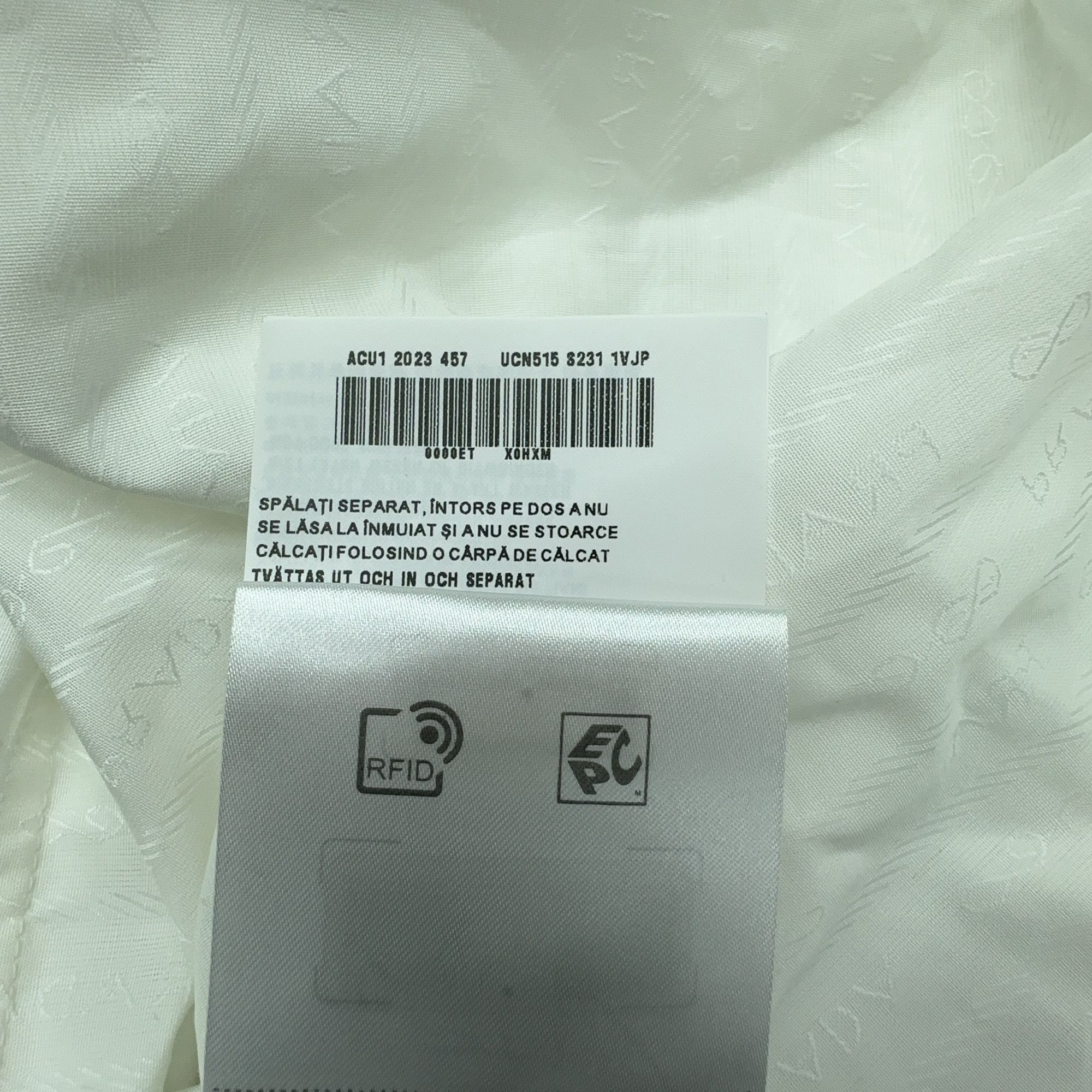 Prada Classic White Button-Up Shirt in Size S Size US S / EU 44-46 / 1 - 4 Thumbnail