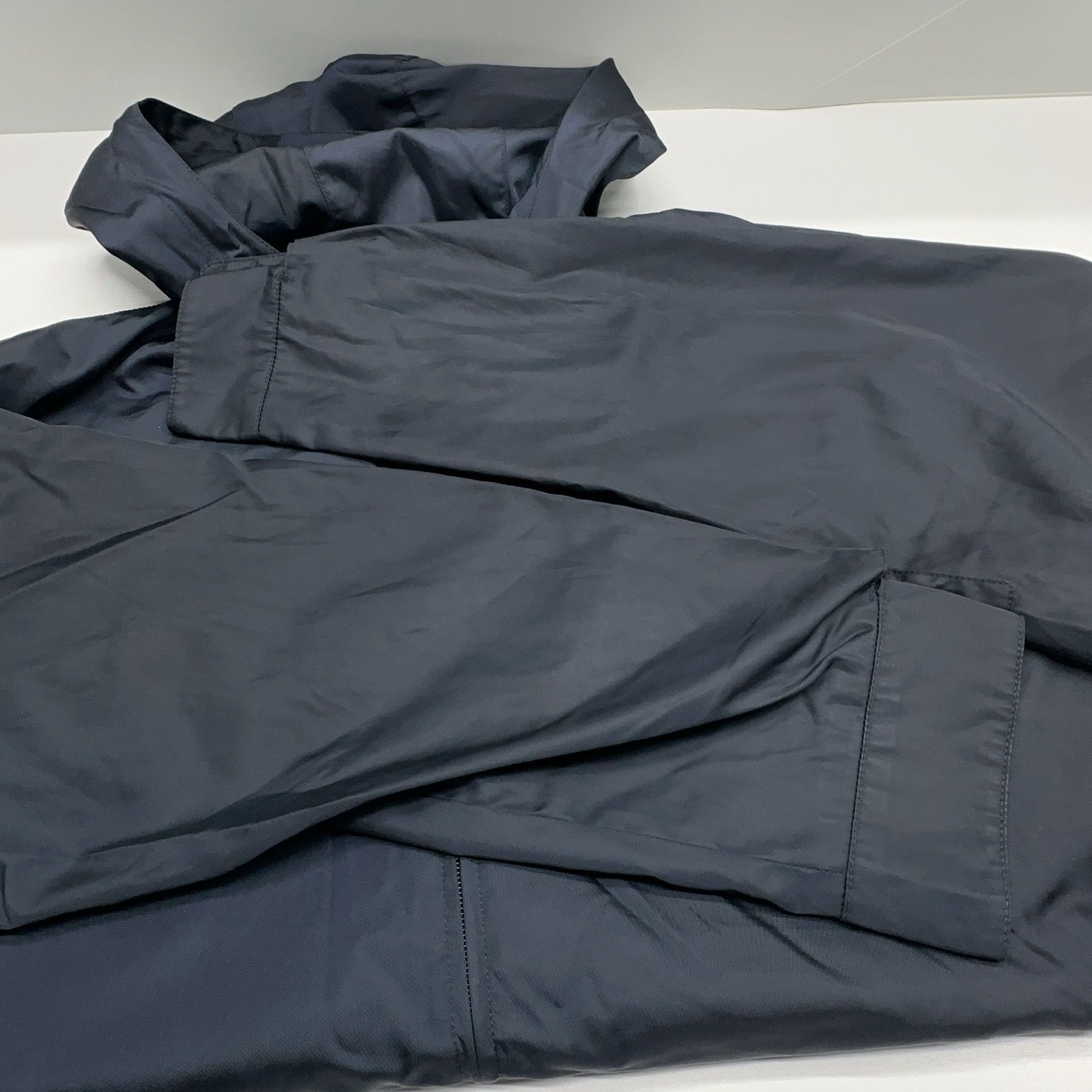 Prada Lightweight Hooded Jacket in Blue Size US L / EU 52-54 / 3 - 8 Thumbnail