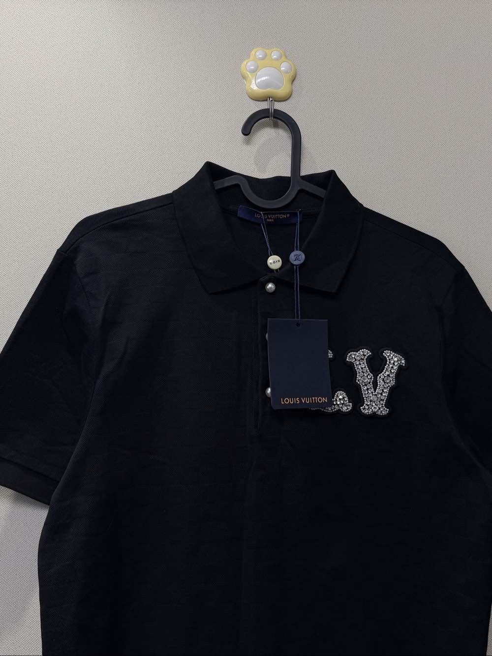 Louis Vuitton Elegant Black Rhinestone Polo Shirt Size US S / EU 44-46 / 1 - 3 Thumbnail