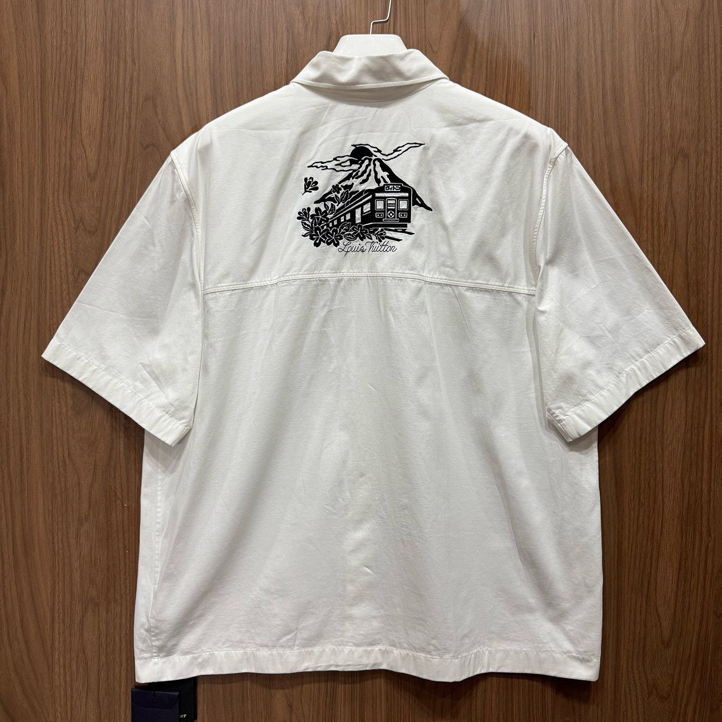 Louis Vuitton Graphic White Short Sleeve Shirt Size US XXL / EU 58 / 5 - 2 Thumbnail