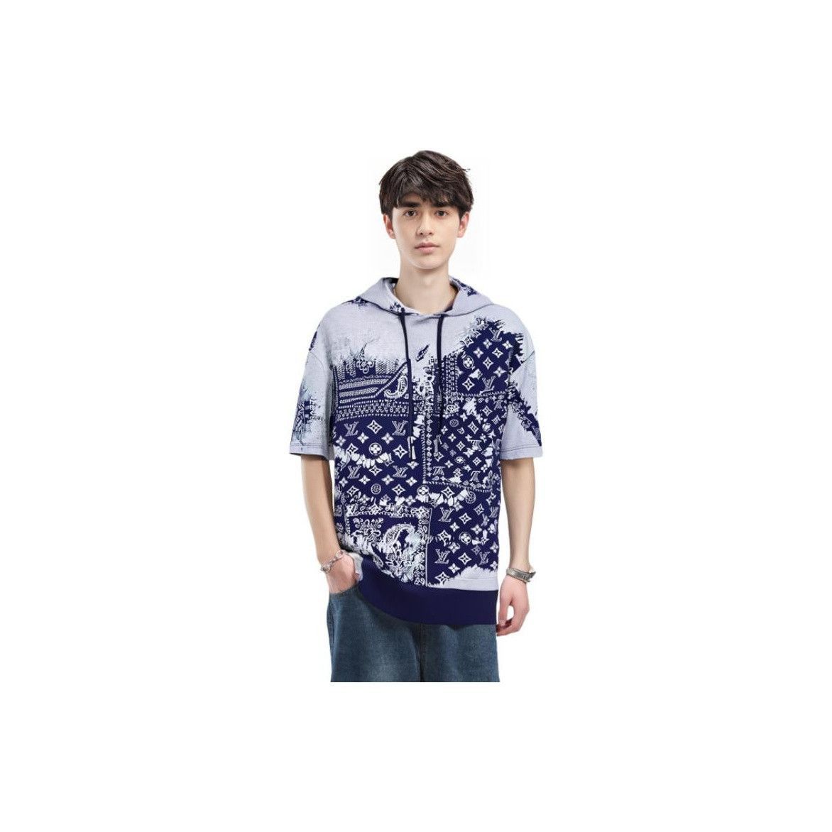 Louis Vuitton Monogram Bandana Hoodie T-Shirt in Blue Size US L / EU 52-54 / 3 - 7 Thumbnail