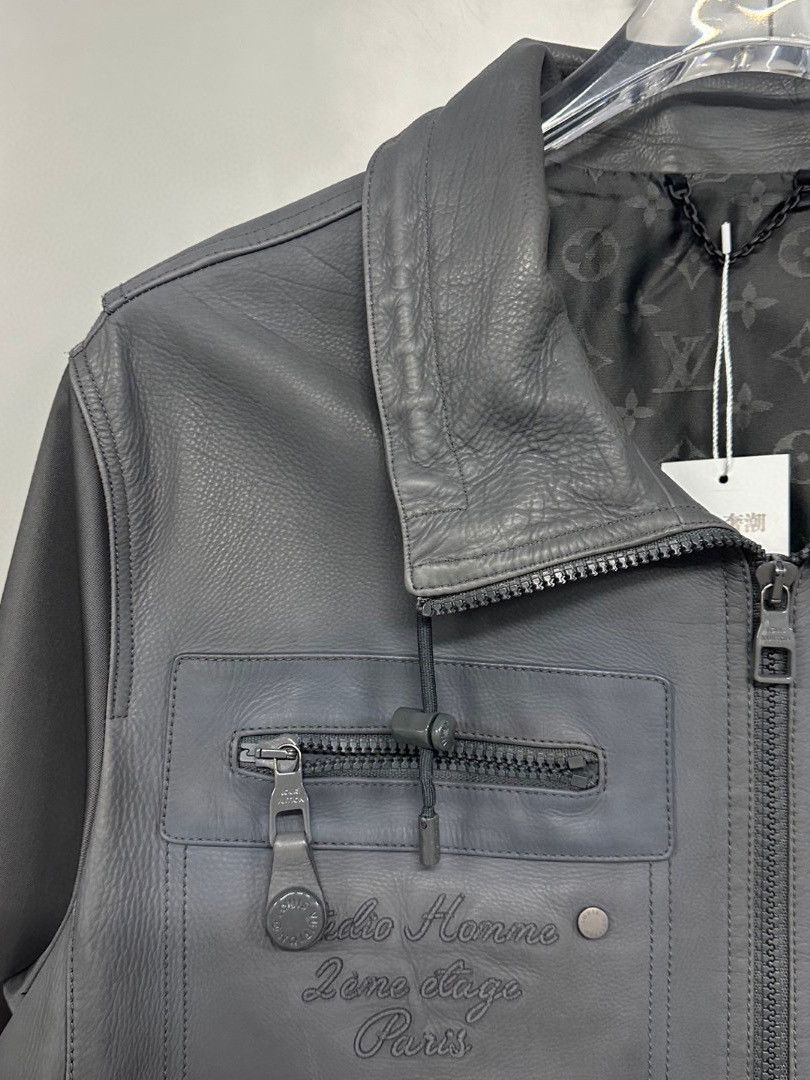 Louis Vuitton Gray Leather Logo Jacket in Size M Size US M / EU 48-50 / 2 - 8 Thumbnail