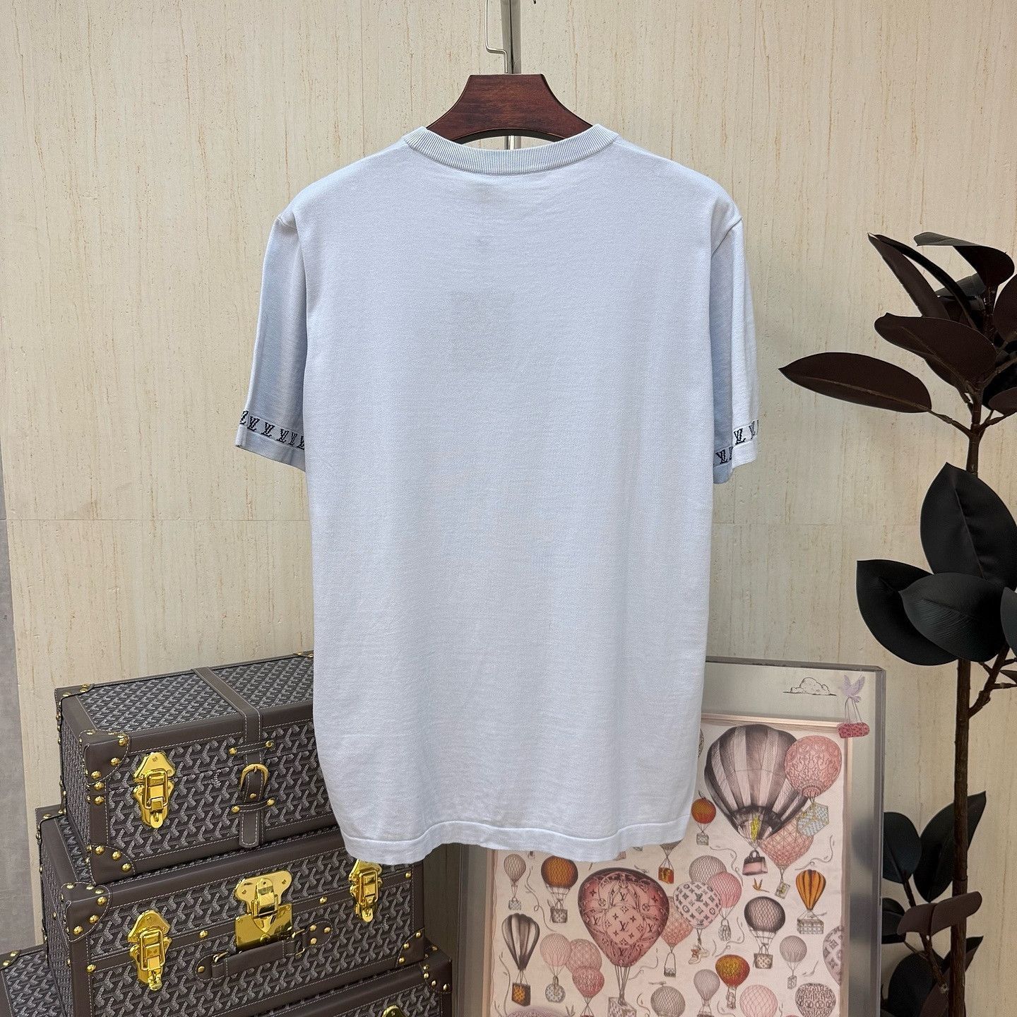 Louis Vuitton Embroidered Logo T-Shirt in Blue Size US XL / EU 56 / 4 - 2 Thumbnail