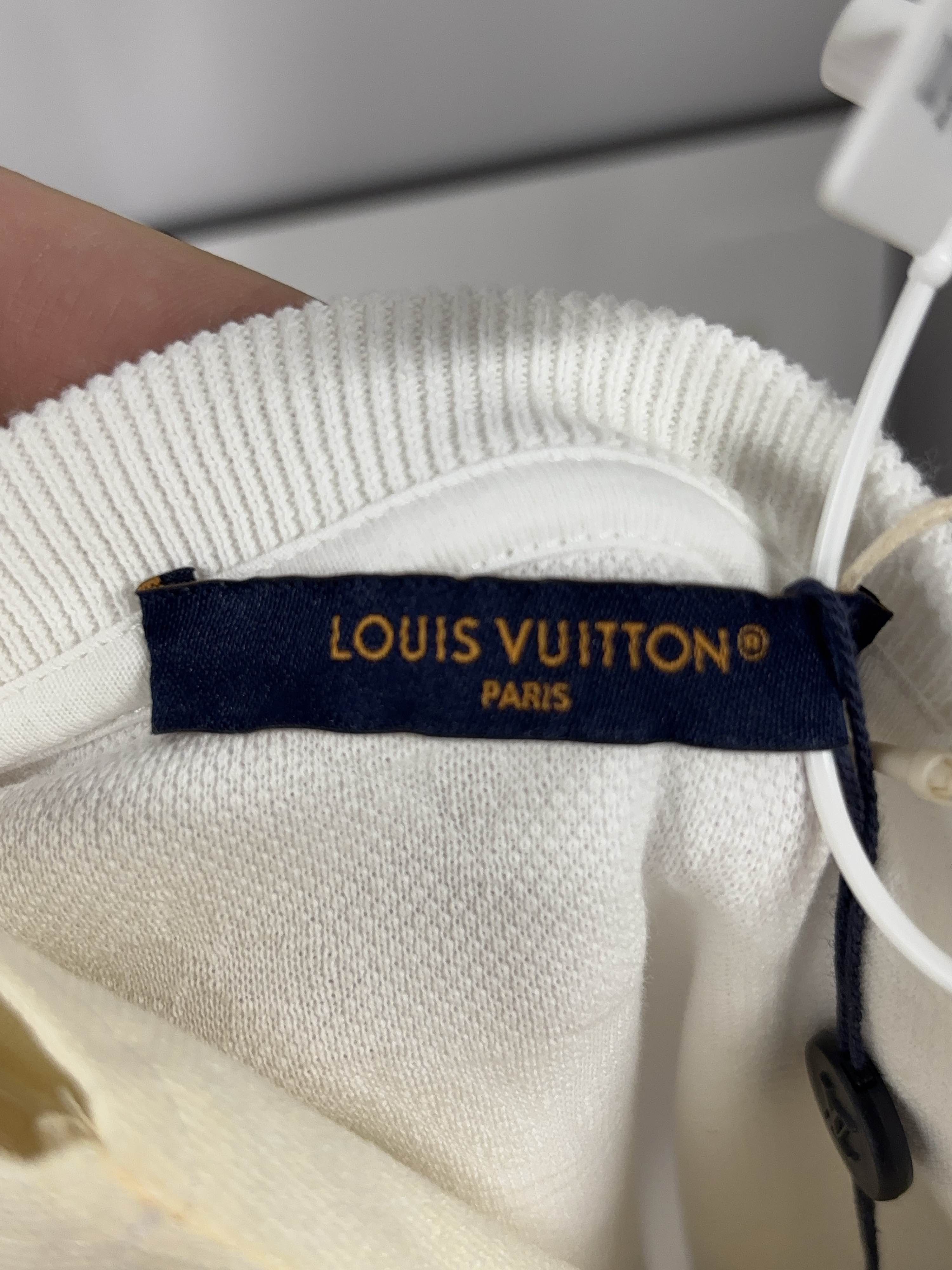 Louis Vuitton Monogram Pocket T-Shirt in White Size US S / EU 44-46 / 1 - 3 Thumbnail