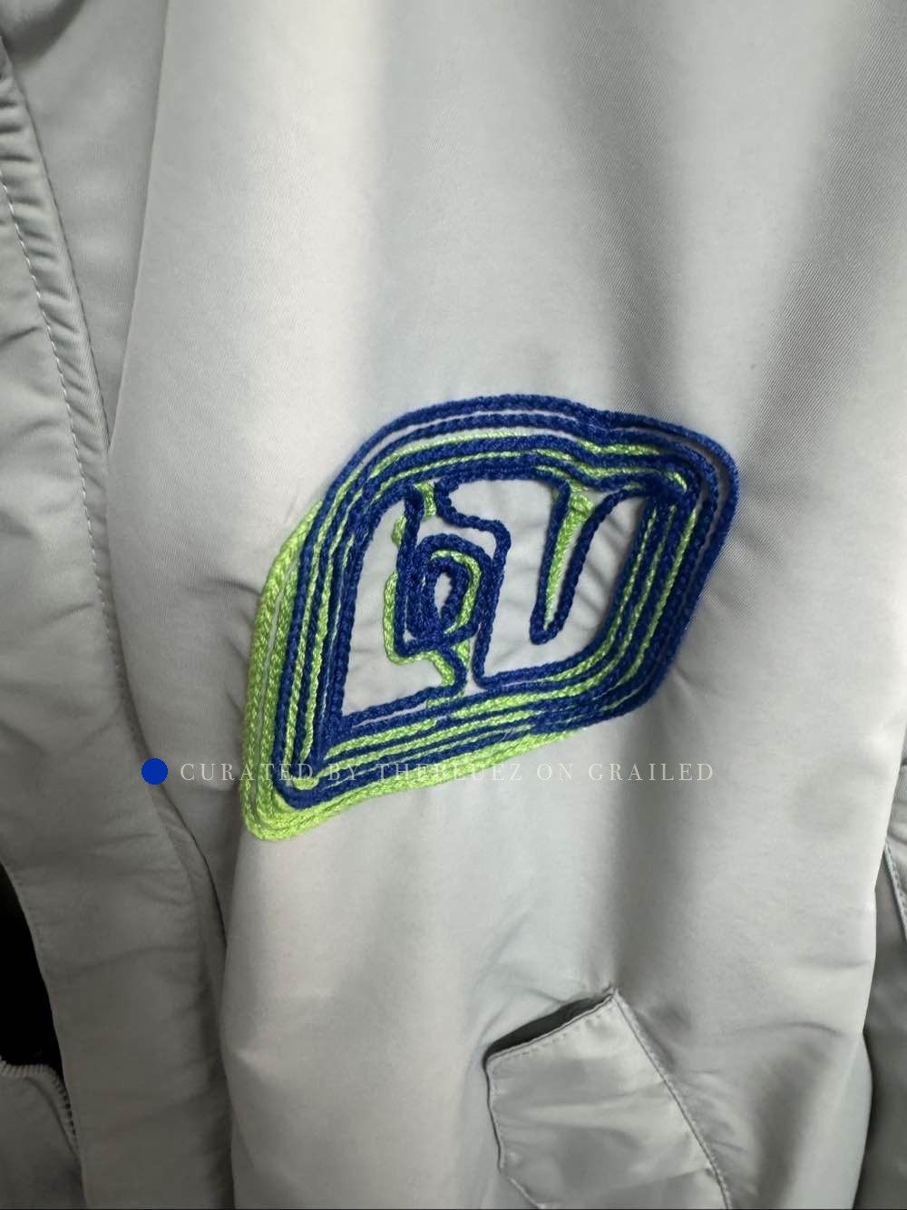 Louis Vuitton Logo Embroidered Bomber Jacket in Green Size US M / EU 48-50 / 2 - 8 Thumbnail
