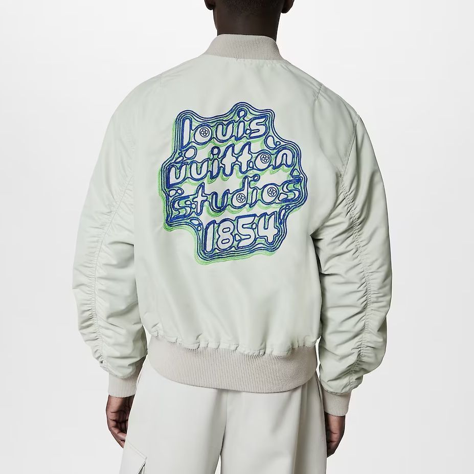 Louis Vuitton Logo Embroidered Bomber Jacket in Green Size US M / EU 48-50 / 2 - 15 Thumbnail