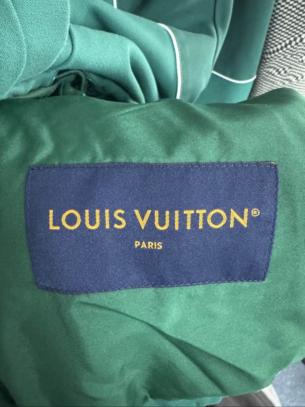 Louis Vuitton Stylish Green Button-Up Light Jacket Size US L / EU 52-54 / 3 - 3 Thumbnail