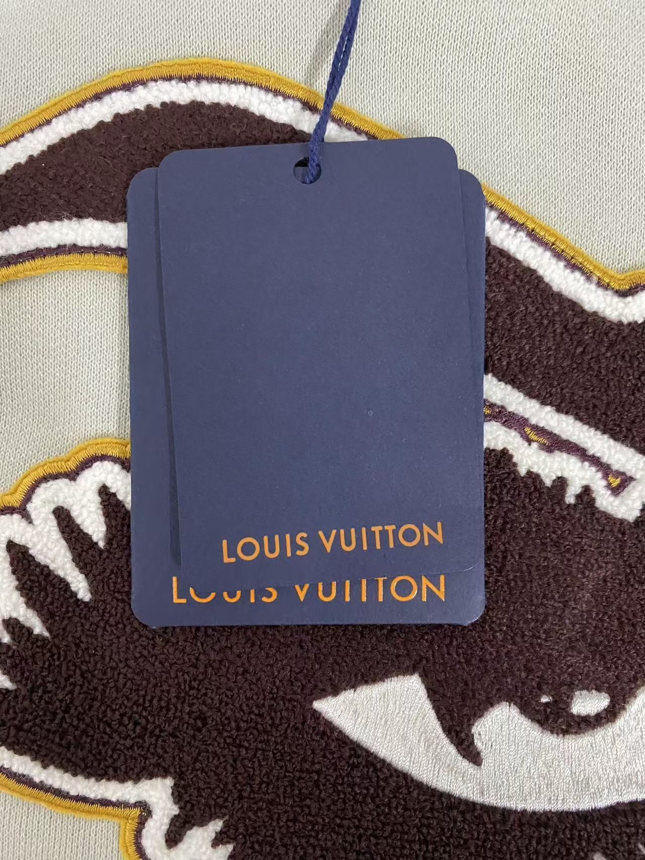 Louis Vuitton Eye Logo Embroidery Sweatshirt in Green Size US S / EU 44-46 / 1 - 5 Thumbnail