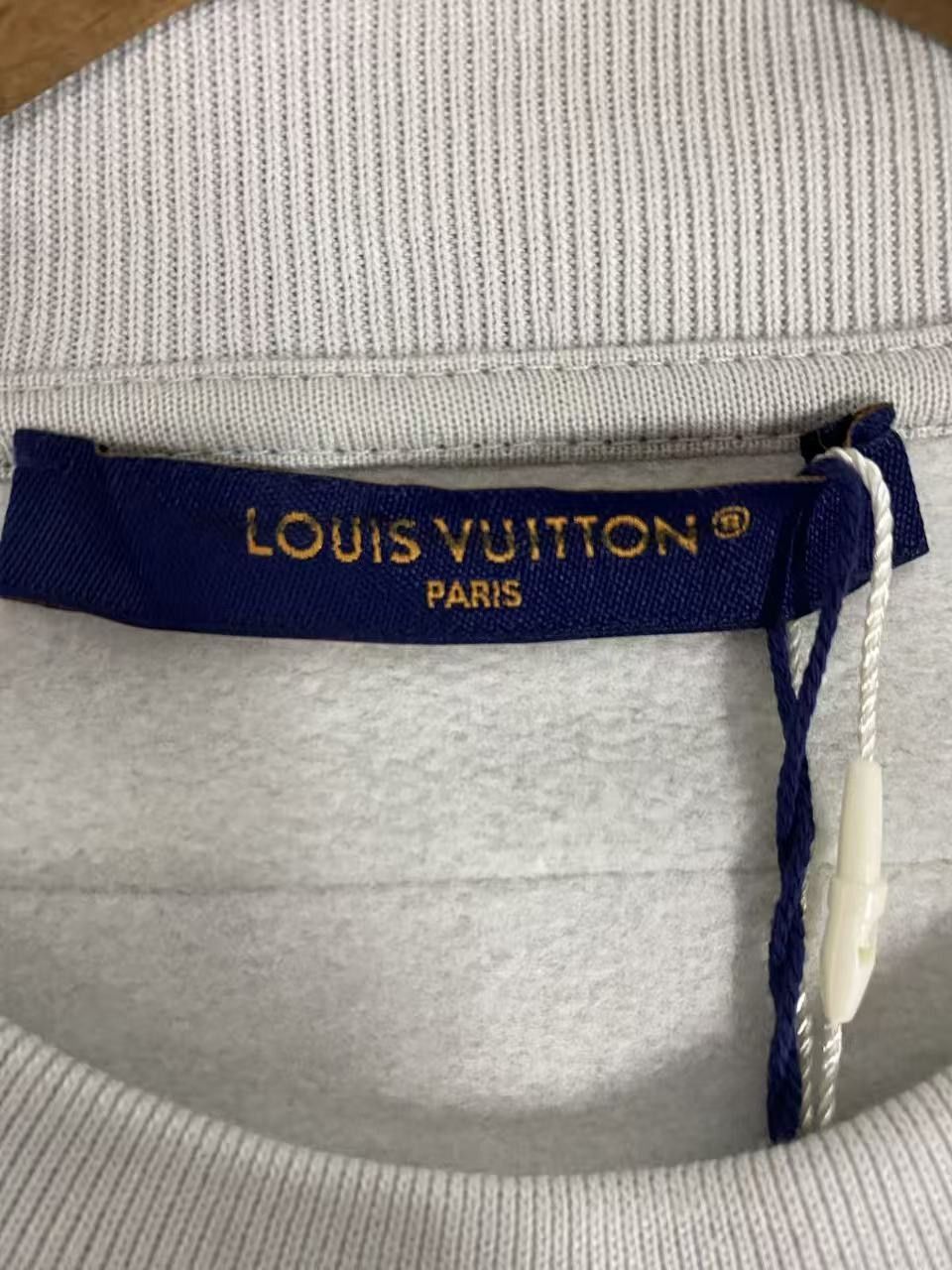 Louis Vuitton Eye Logo Embroidery Sweatshirt in Green Size US S / EU 44-46 / 1 - 3 Thumbnail