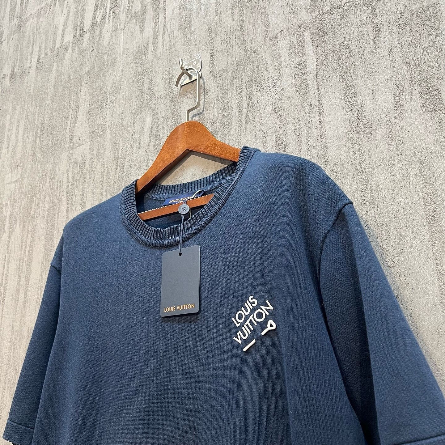 Louis Vuitton Stylish Knit T-Shirt in Blue Size US XXL / EU 58 / 5 - 5 Thumbnail