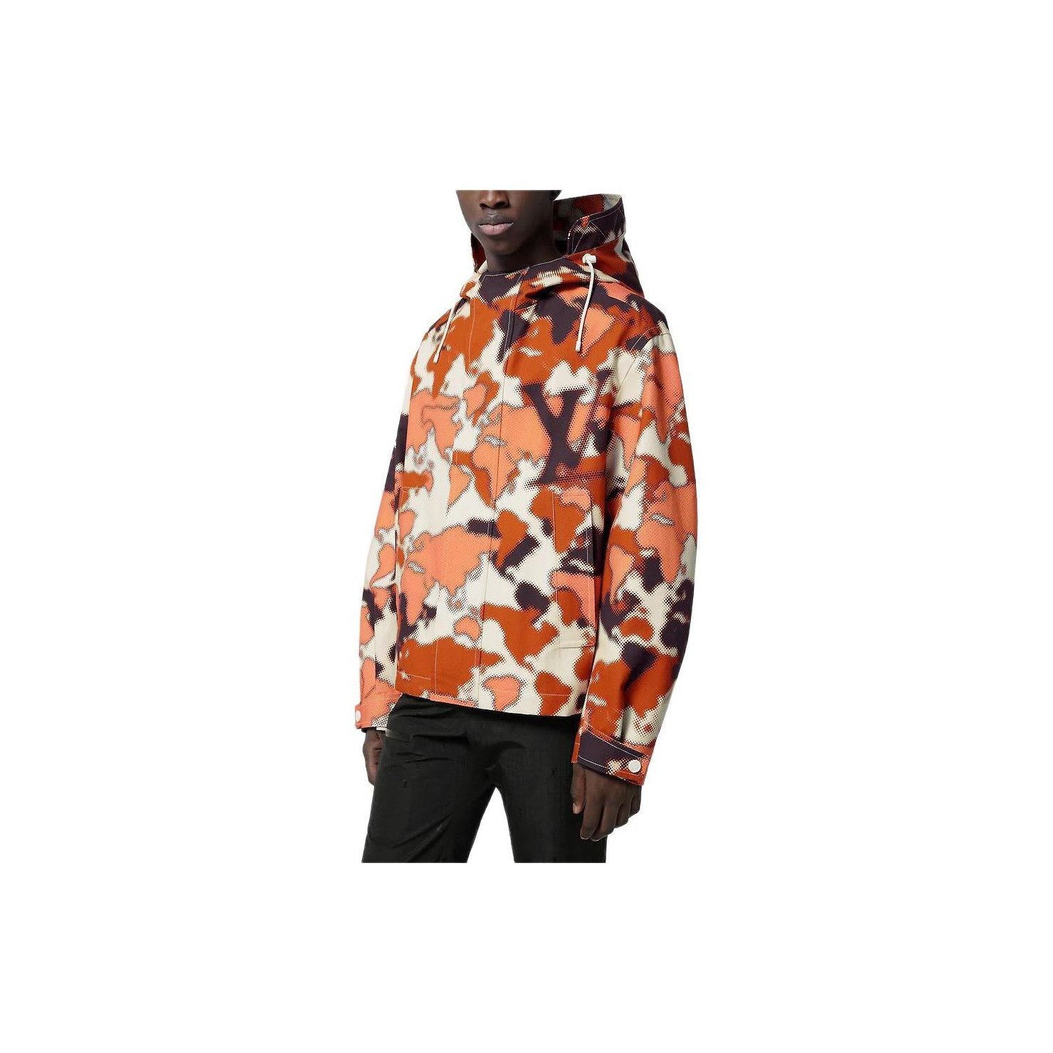 Louis Vuitton Camo Logo Hooded Jacket in Multi Size US L / EU 52-54 / 3 - 14 Thumbnail
