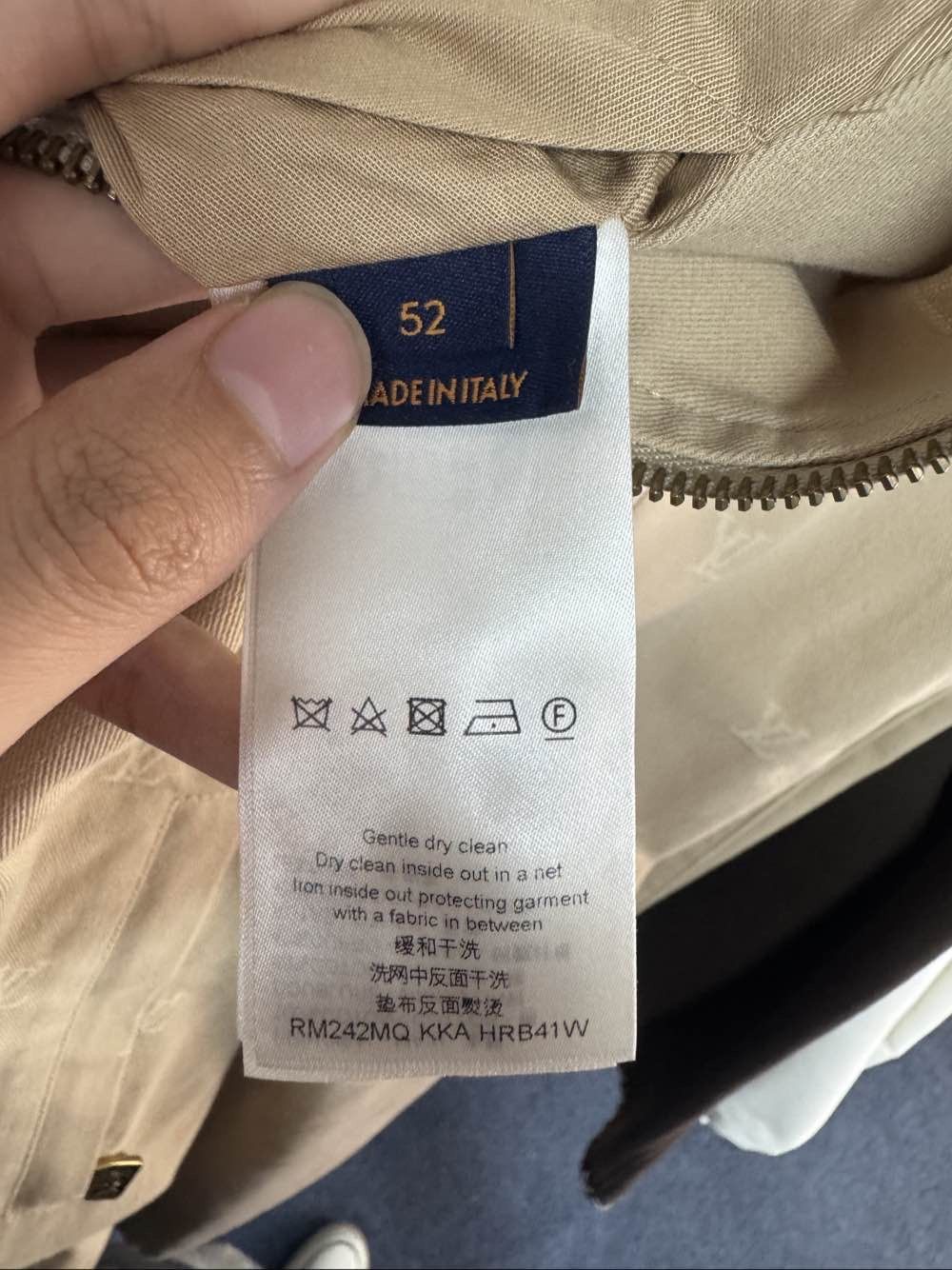 Louis Vuitton Monogram Zip-Up Jacket in Beige Size US L / EU 52-54 / 3 - 4 Thumbnail