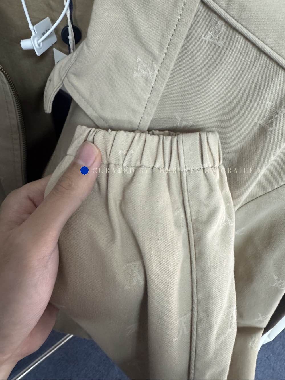 Louis Vuitton Monogram Zip-Up Jacket in Beige Size US L / EU 52-54 / 3 - 10 Thumbnail
