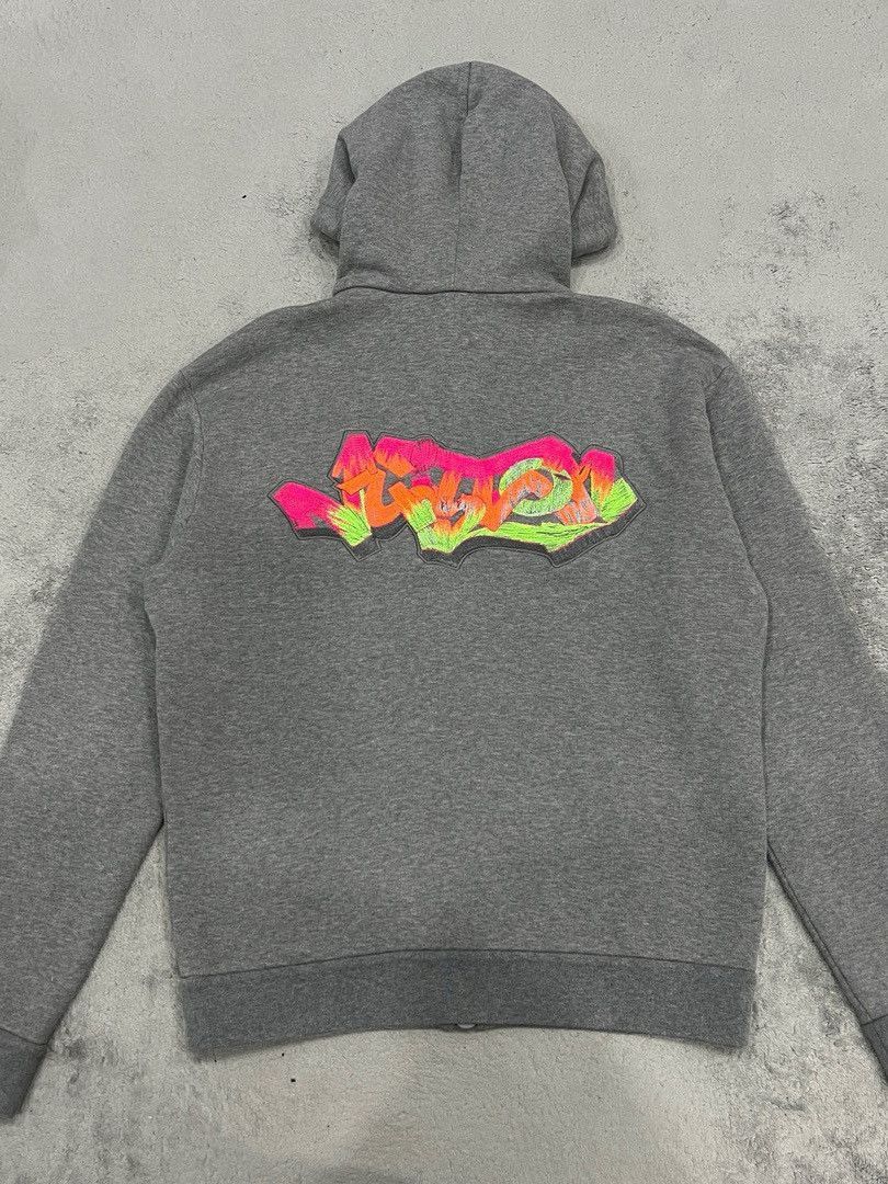 Louis Vuitton 3D Graffiti Zip-Up Hoodie in Gray Size US L / EU 52-54 / 3 - 2 Thumbnail