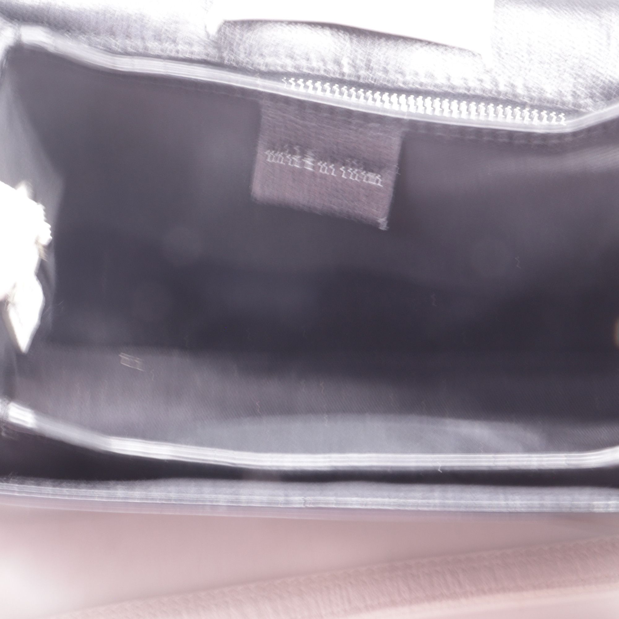 Maison Margiela Maison Margiela Buckle Detail Shoulder Bag in Black Goat Lea Size ONE SIZE - 9 Thumbnail