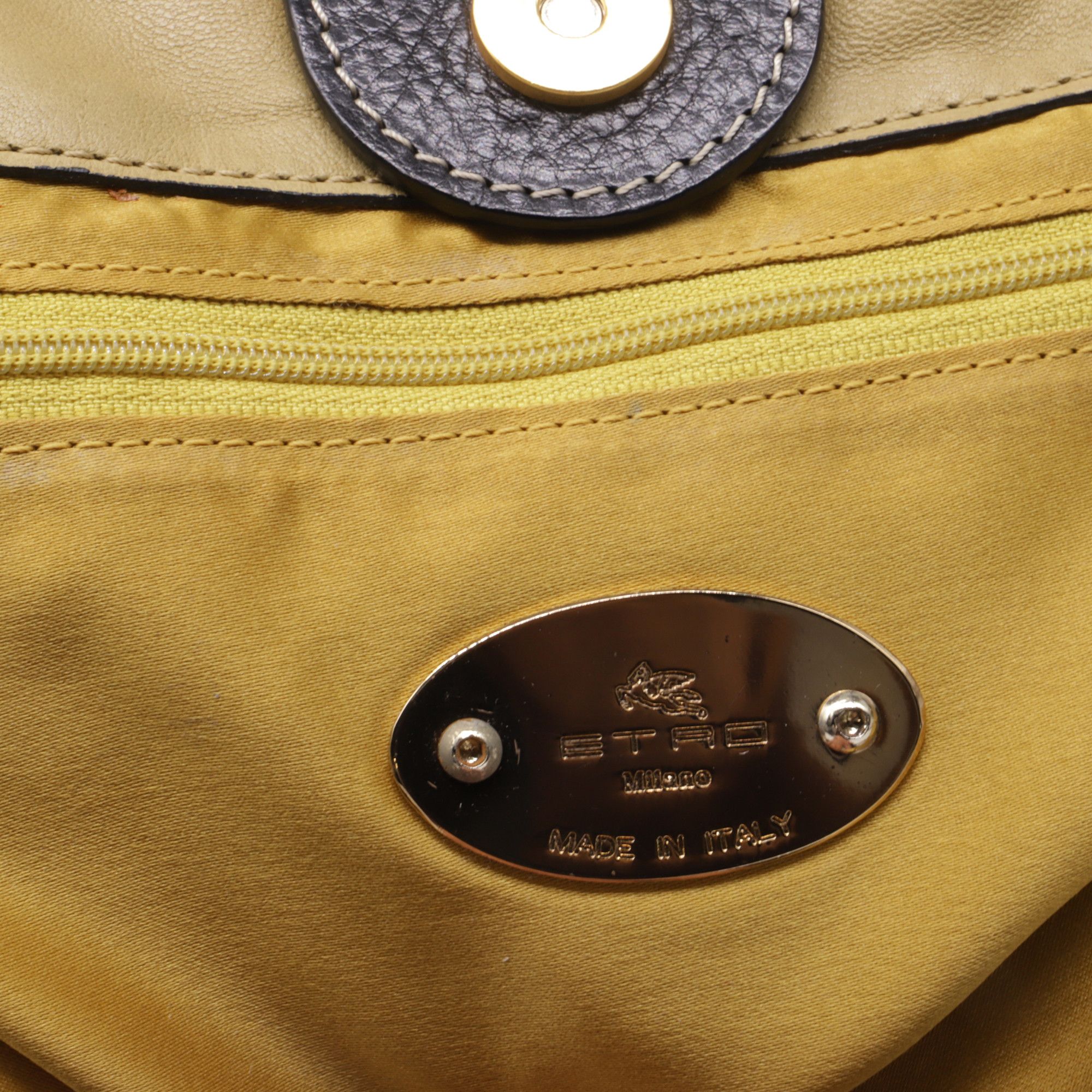 Etro Etro Pleated Ombre Shoulder Bag in Beige and Brown Leather Size ONE SIZE - 8 Thumbnail