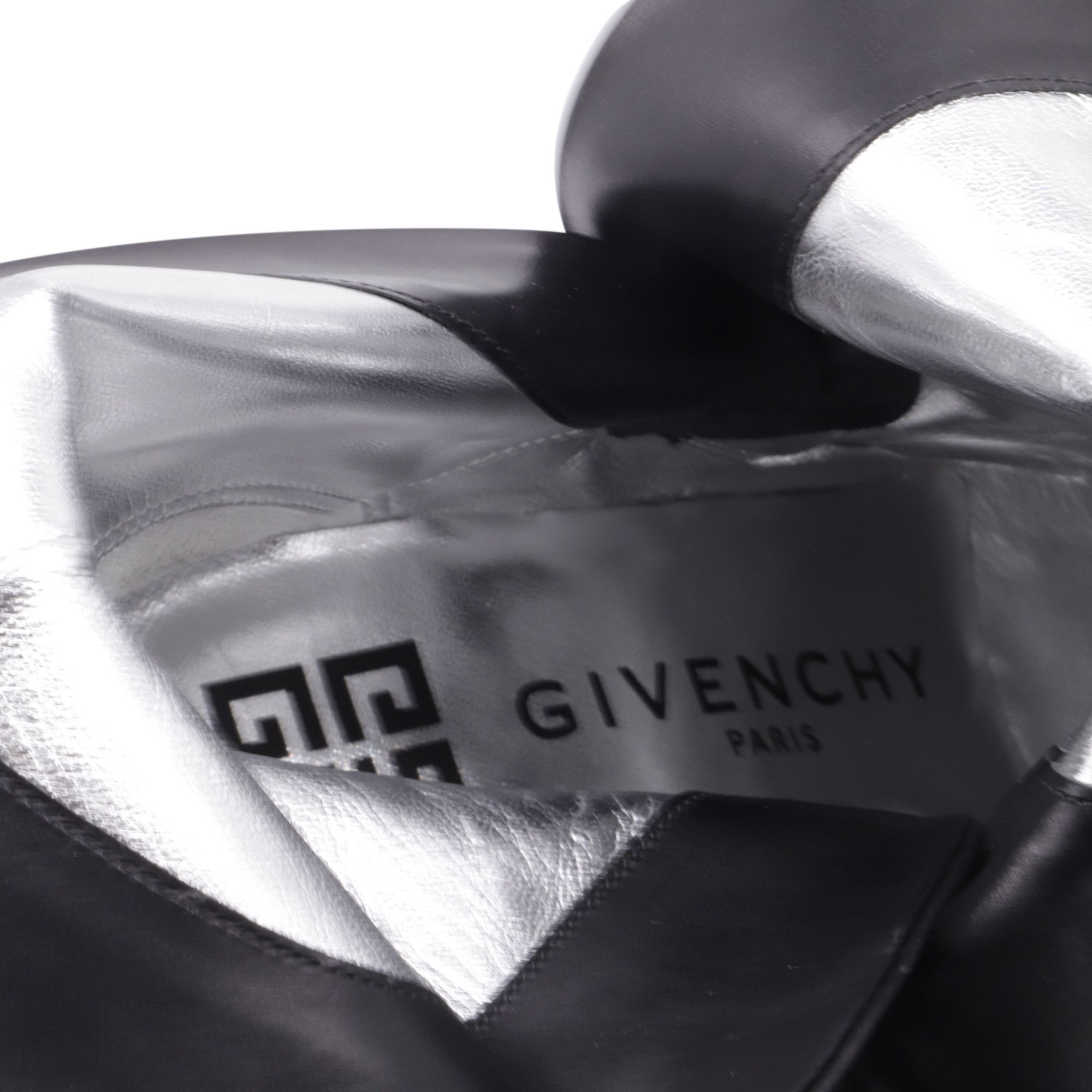 Givenchy Givenchy Bar Embellished Pointed Ankle Boots in Black Leathe Size US 6.5 / IT 36.5 - 8 Thumbnail