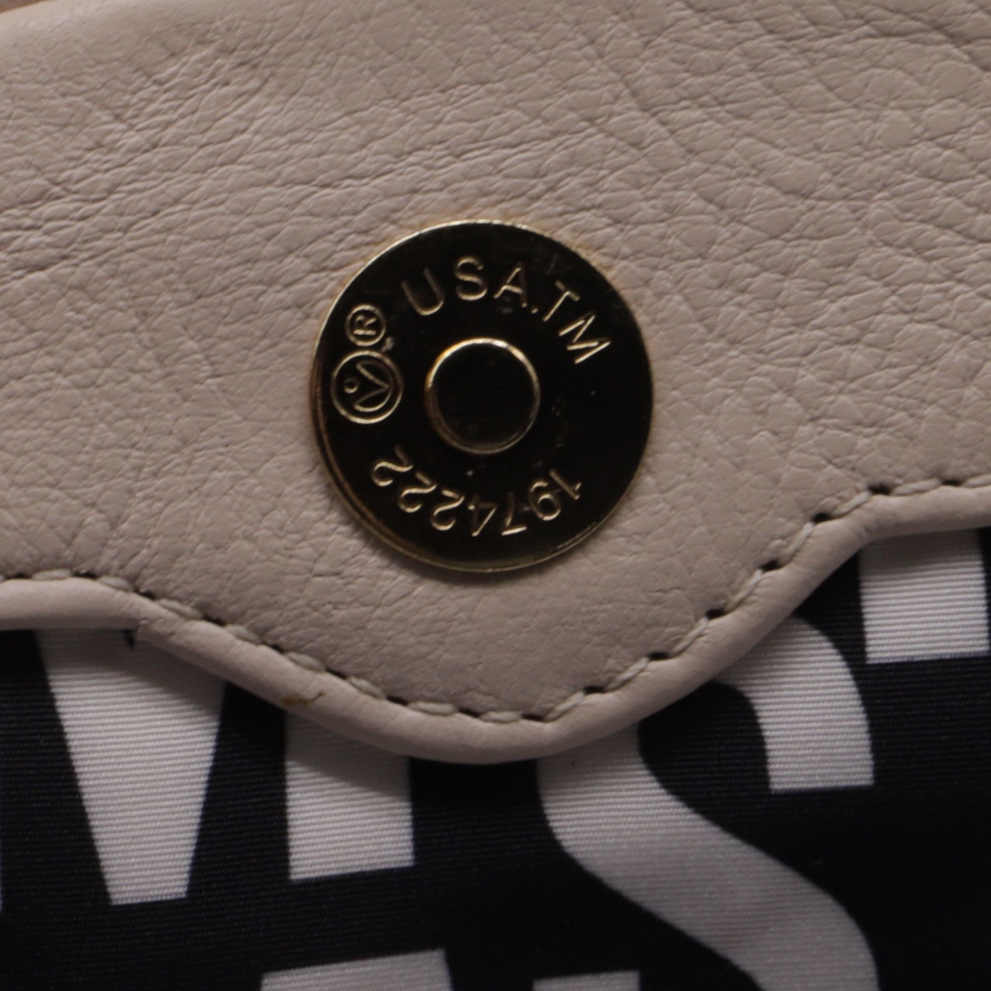 Marc Jacobs Marc by Marc Jacobs Classic Q Karlie Crossbody Bag in Beige Size ONE SIZE - 6 Thumbnail