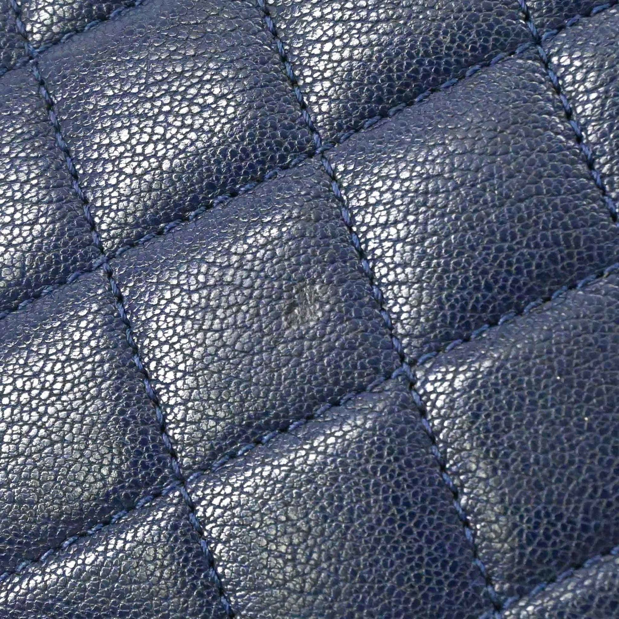 Chanel CHANEL Matelassé Shoulder Bag/Handbag with Chain, Navy, Women's Size ONE SIZE - 18 Thumbnail