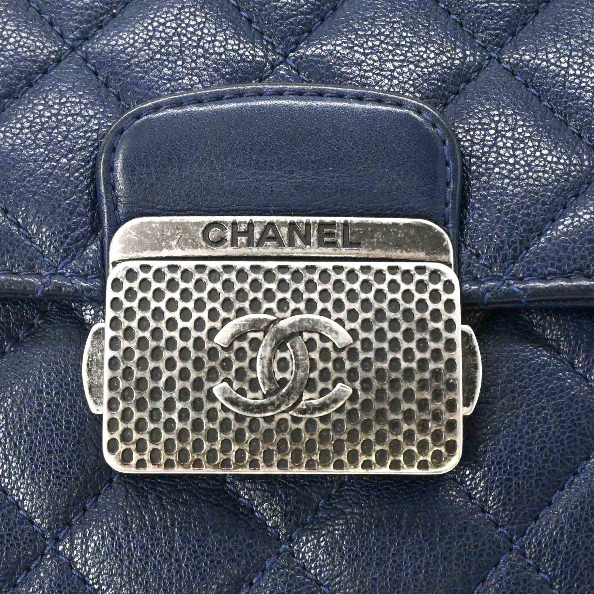 Chanel CHANEL Matelassé Shoulder Bag/Handbag with Chain, Navy, Women's Size ONE SIZE - 8 Thumbnail