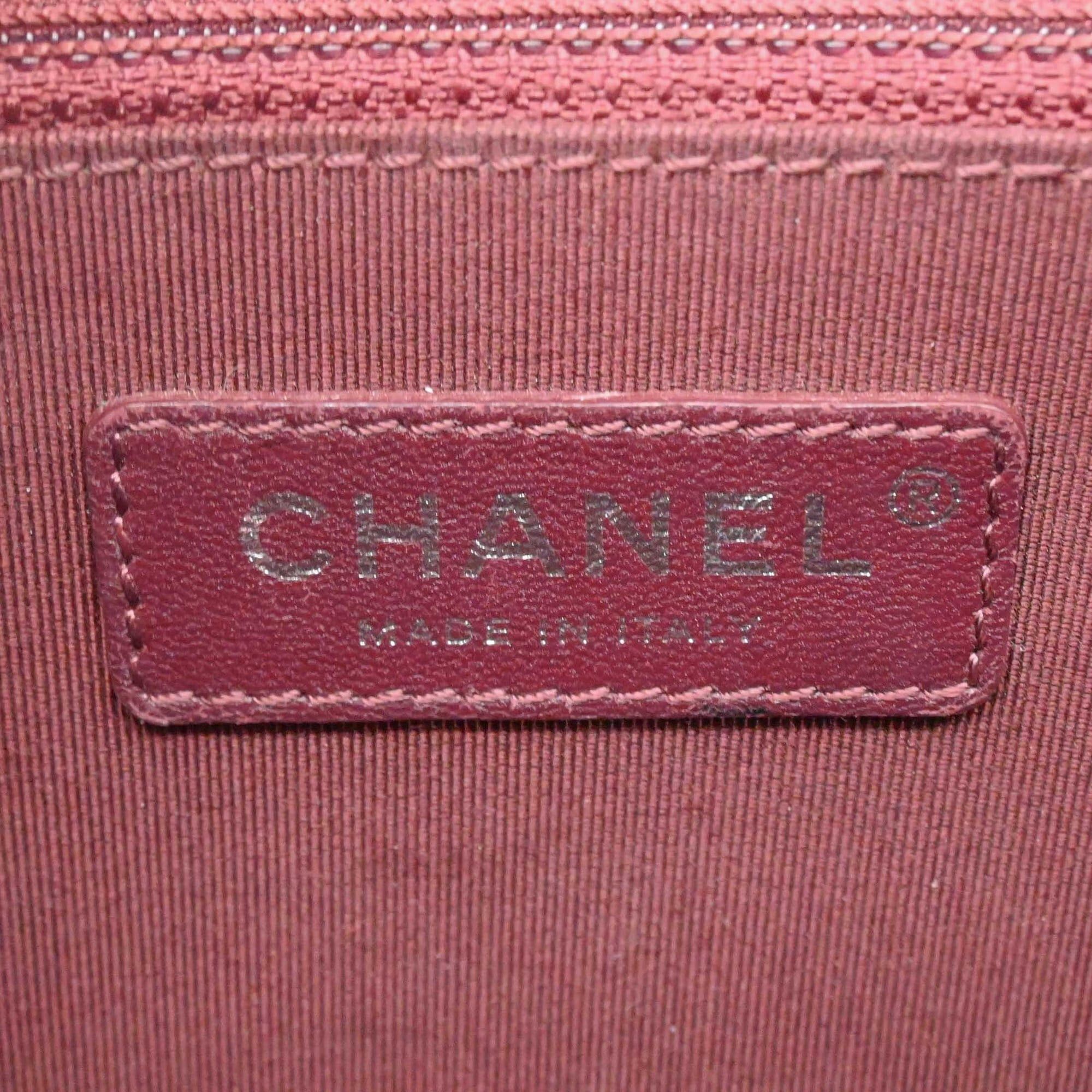 Chanel CHANEL Matelassé Shoulder Bag/Handbag with Chain, Navy, Women's Size ONE SIZE - 15 Thumbnail