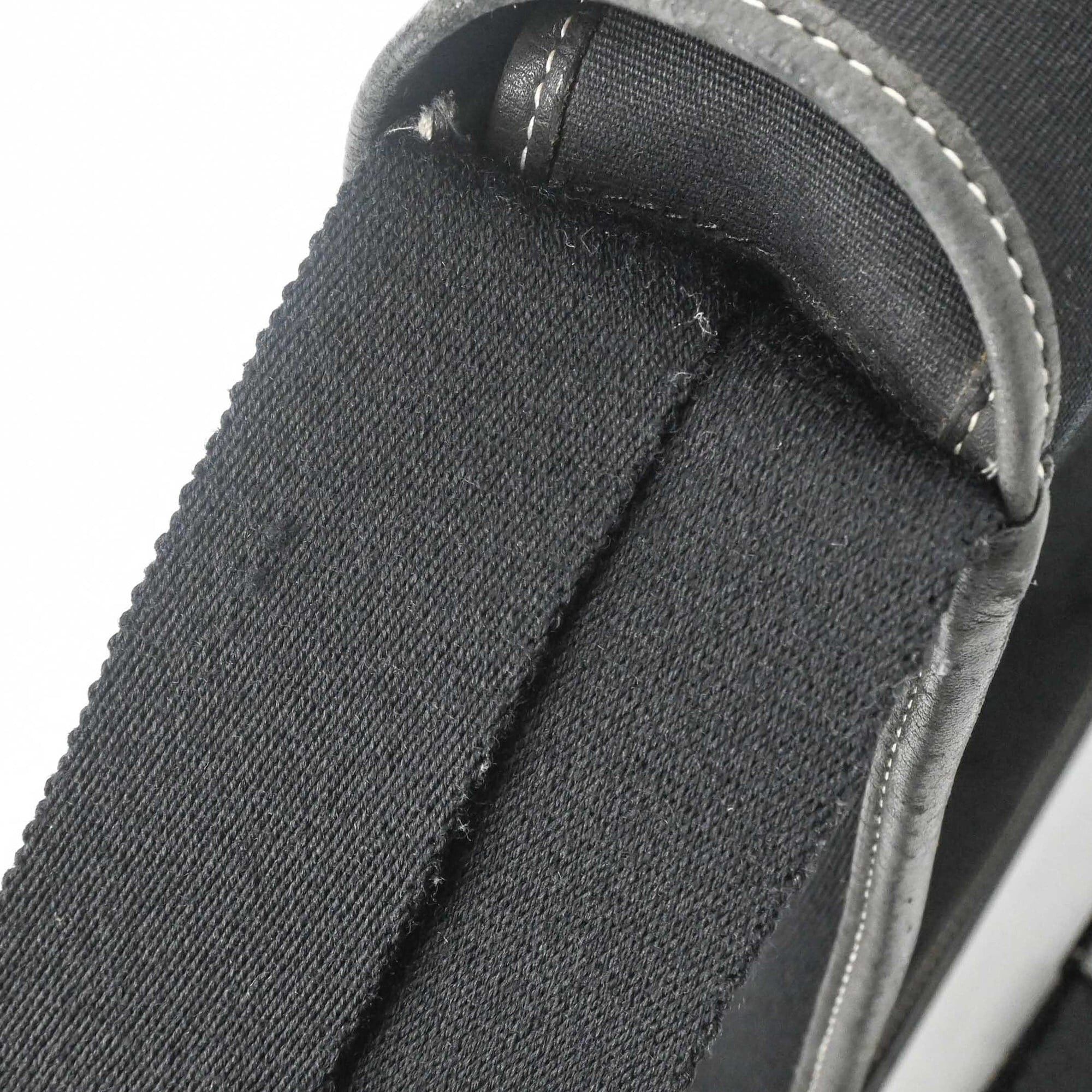 Hermes HERMES Buenaventura MM Shoulder Bag for Men and Women, Black Size ONE SIZE - 10 Thumbnail