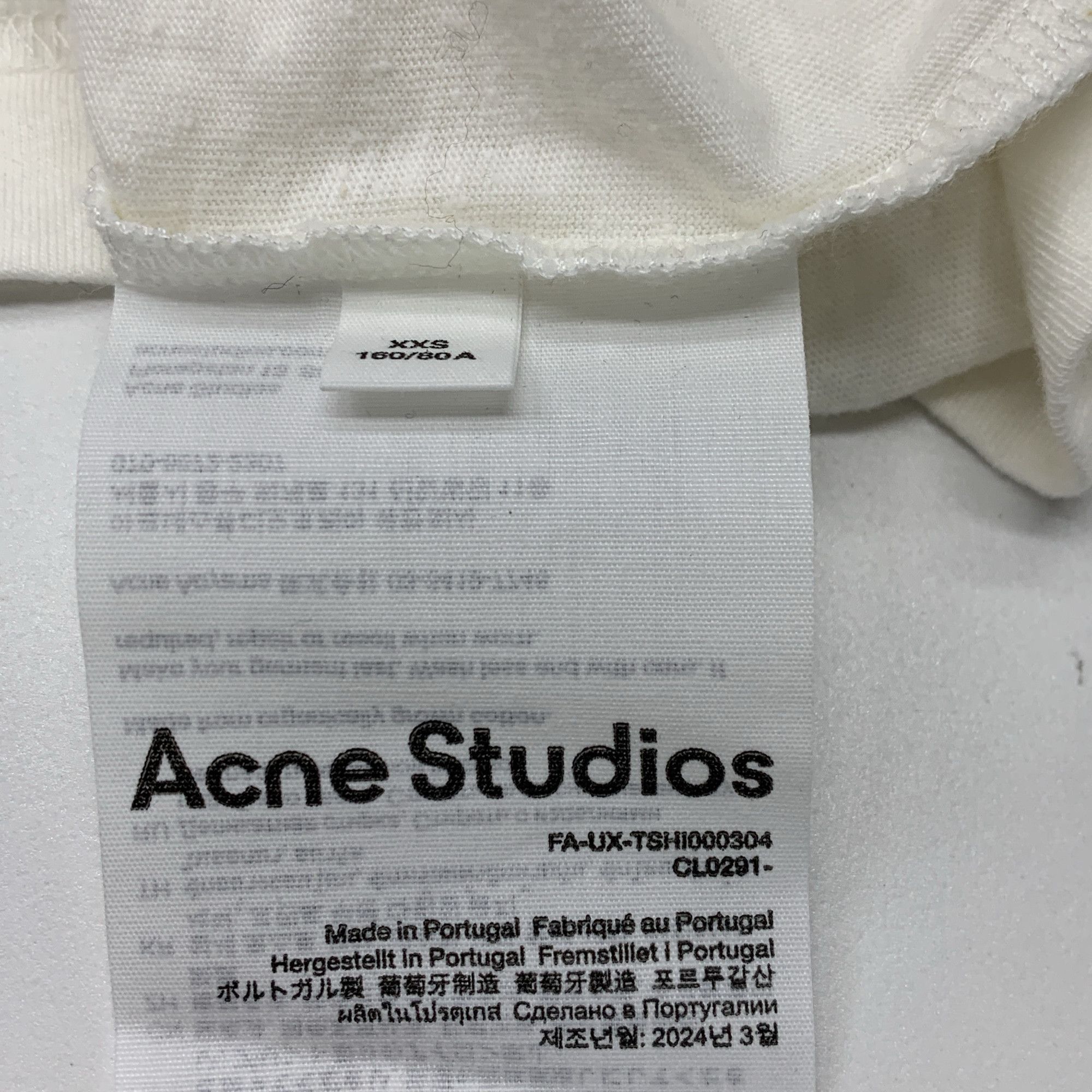 Acne Studios Acne Studios Bear Graphic T-Shirt Size XXS Size US XXS / EU 40 - 3 Thumbnail
