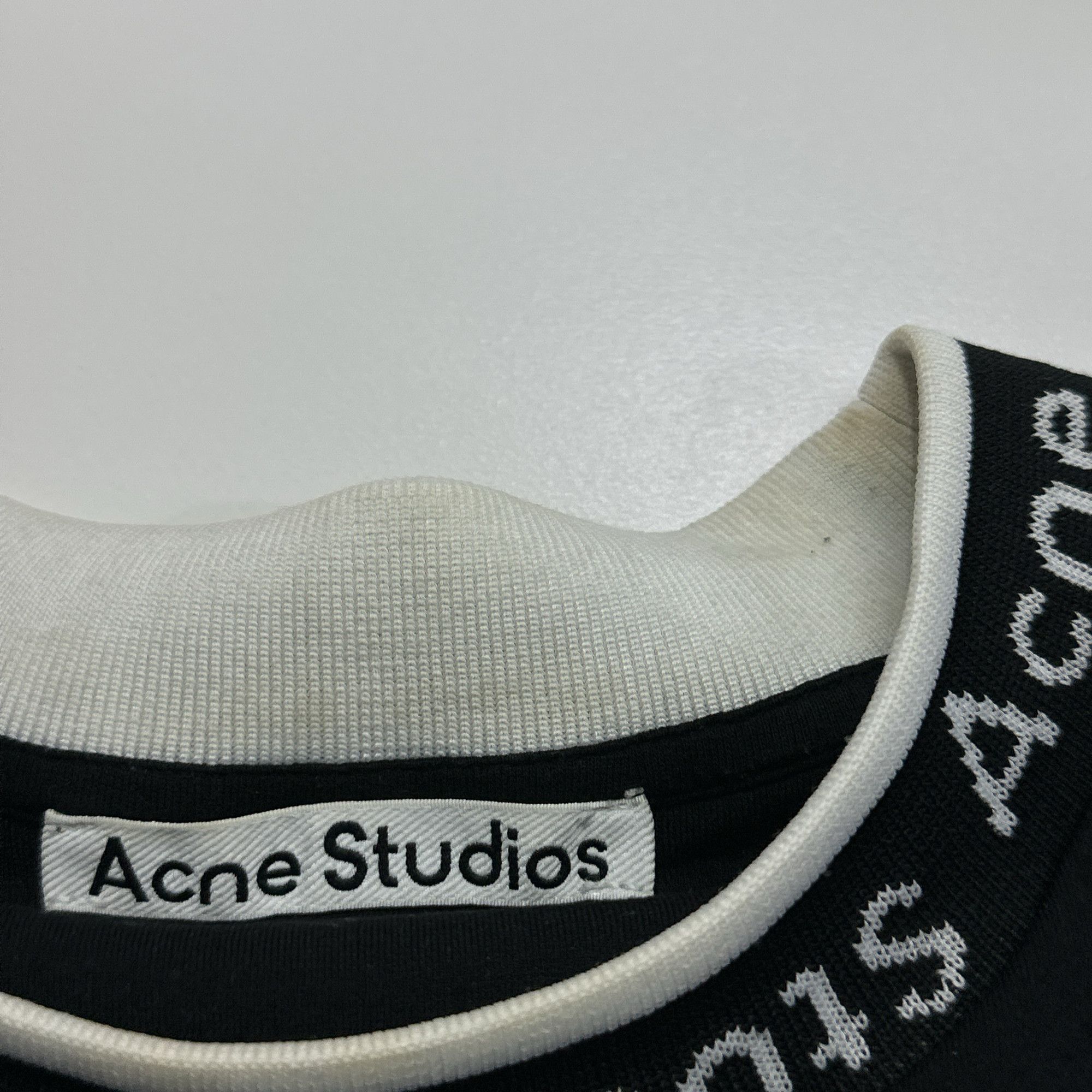 Acne Studios Acne Studios Logo Collar Short Sleeve T-Shirt Size M Size US M / EU 48-50 / 2 - 4 Thumbnail