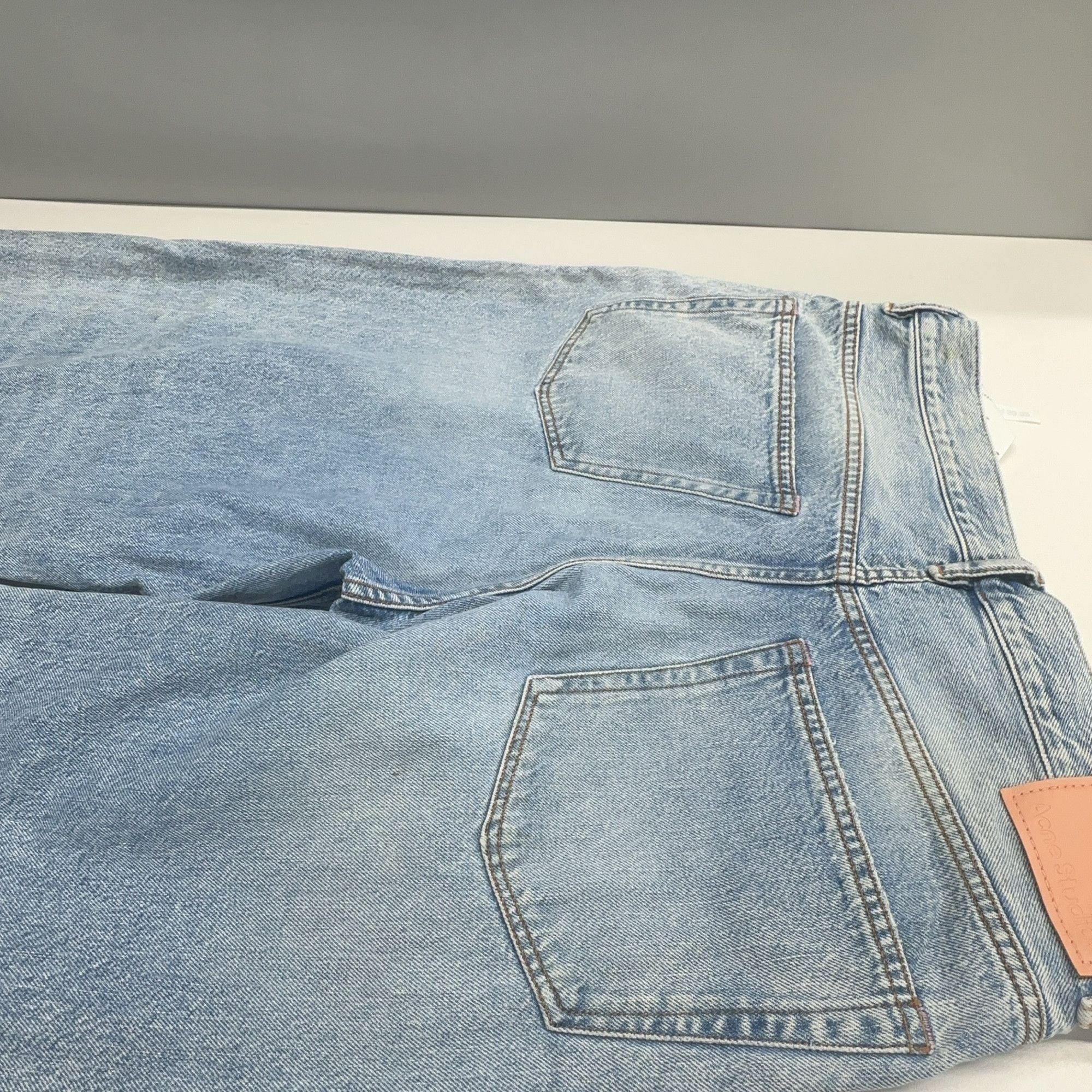 Acne Studios Acne Studios Light Wash Jeans Size 30 Size US 30 / EU 46 - 10 Thumbnail