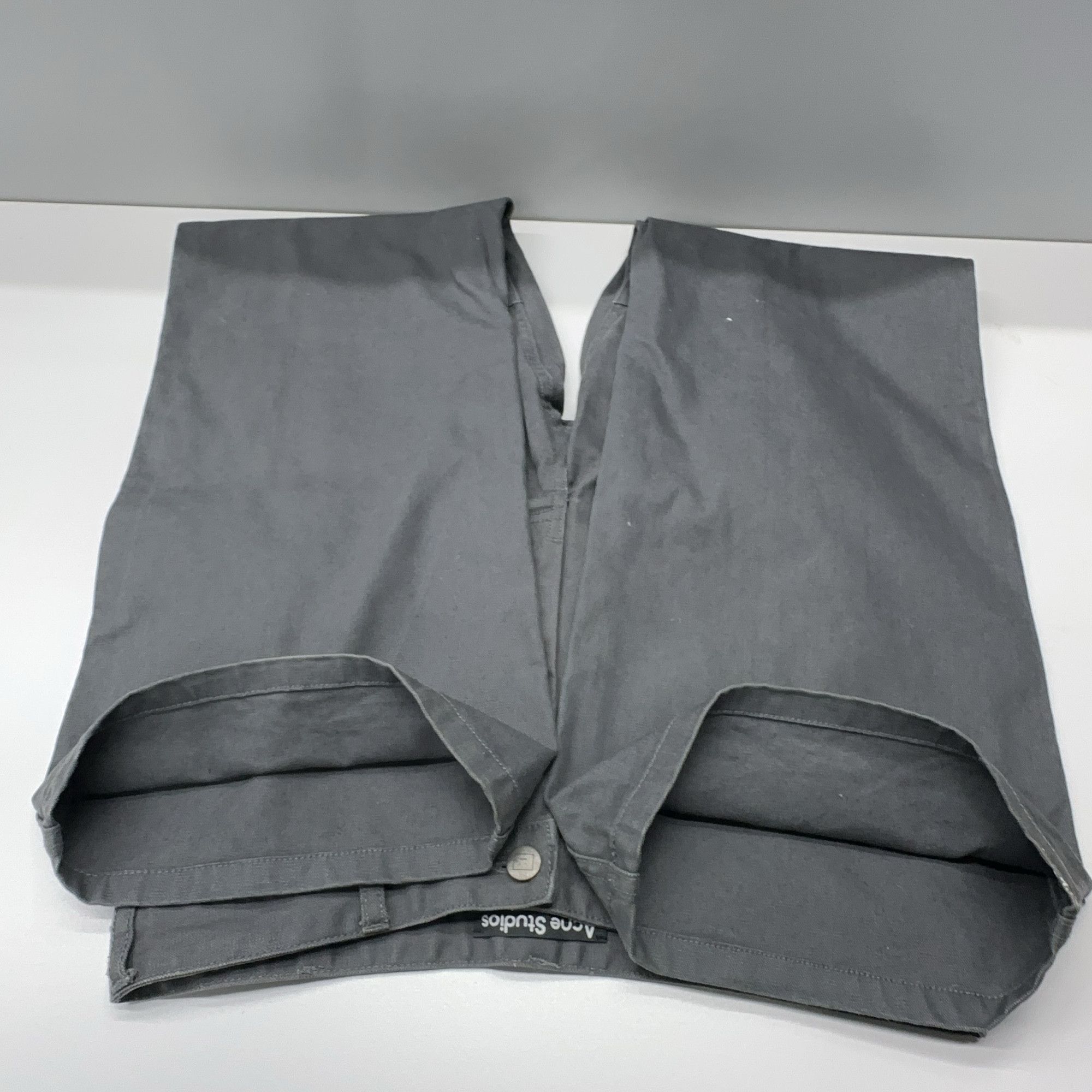 Acne Studios Acne Studios Face Logo Casual Pants Size S Size US 30 / EU 46 - 10 Thumbnail