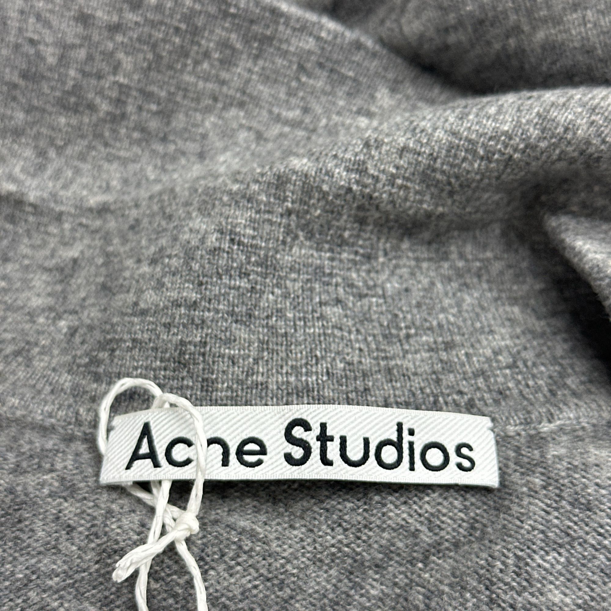 Acne Studios Acne Studios Embroidered Wool Polo Sweater Size S Size US S / EU 44-46 / 1 - 3 Thumbnail