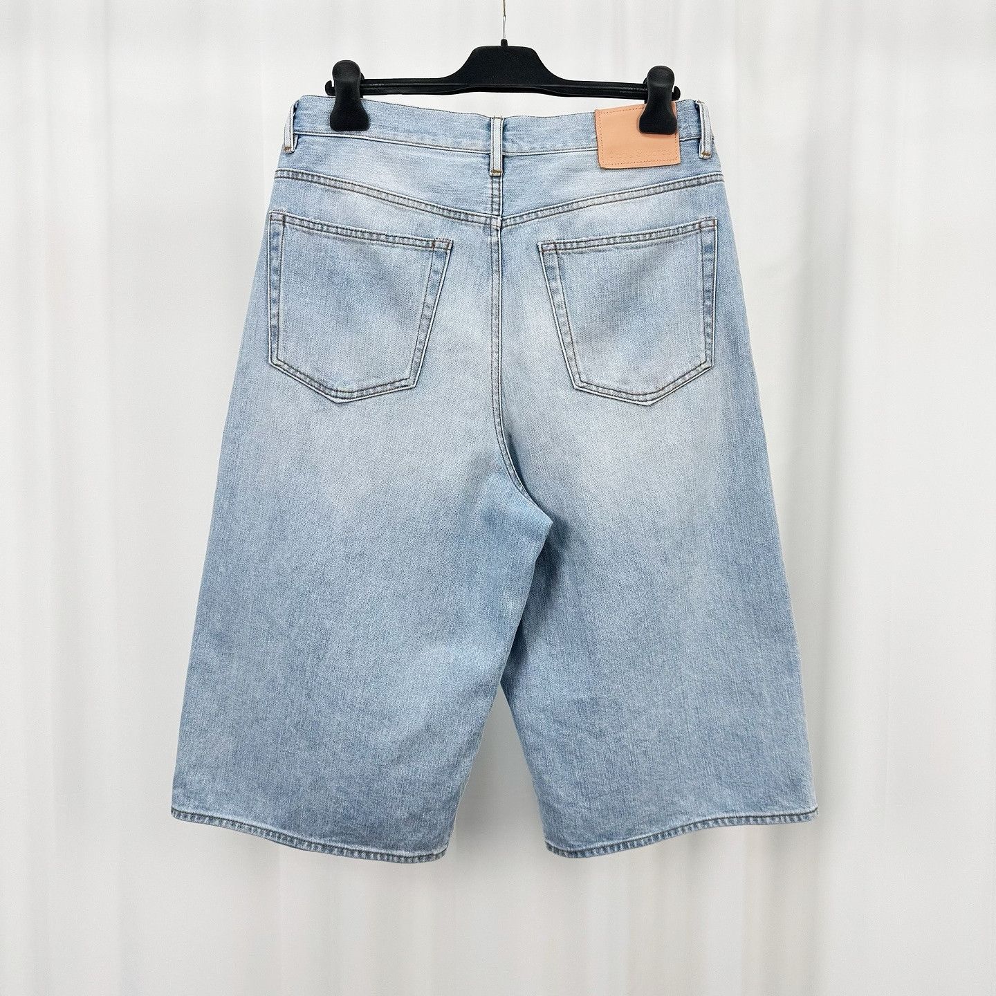 Acne Studios Acne Studios Distressed Cropped Pants Size 32 Size US 32 / EU 48 - 2 Thumbnail
