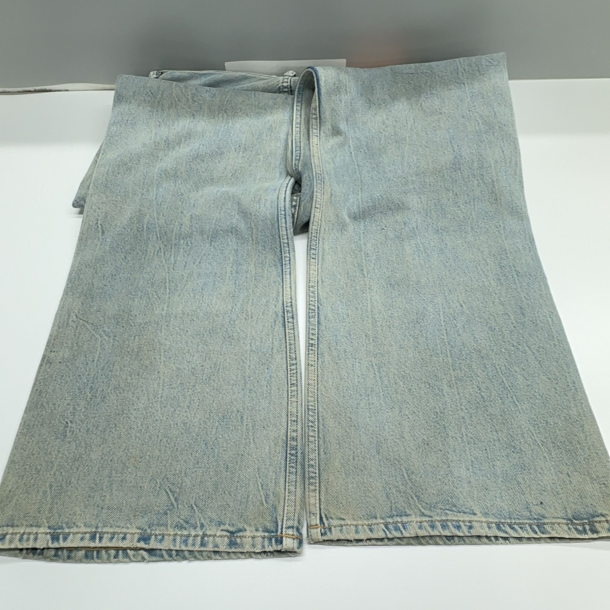 Acne Studios Acne Studios Light Wash Denim Jeans Size 29 Size US 29 - 11 Thumbnail