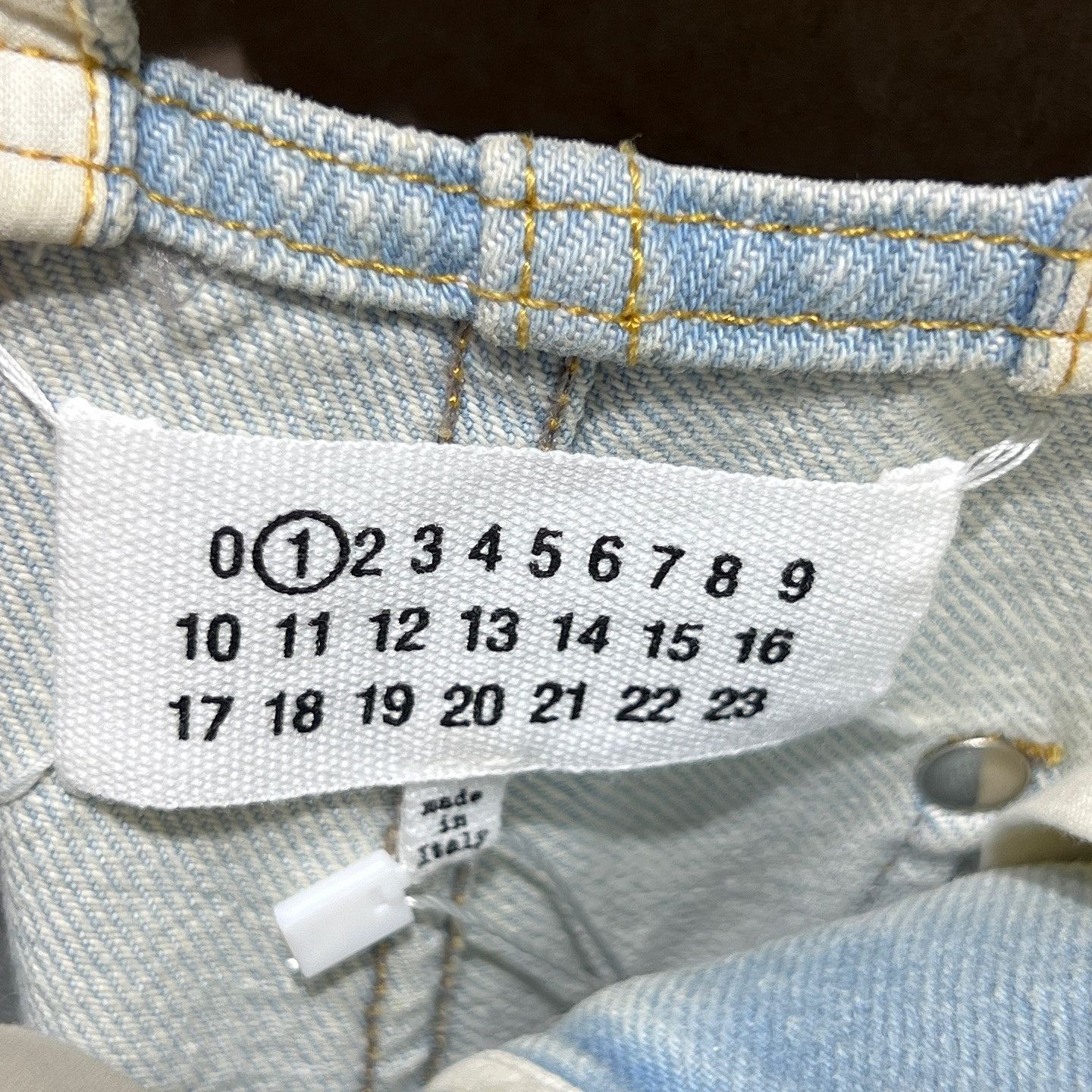 Maison Margiela Maison Margiela Cut-Out Waist Jeans Size 38 Size 26" / US 2 / IT 38 - 3 Thumbnail