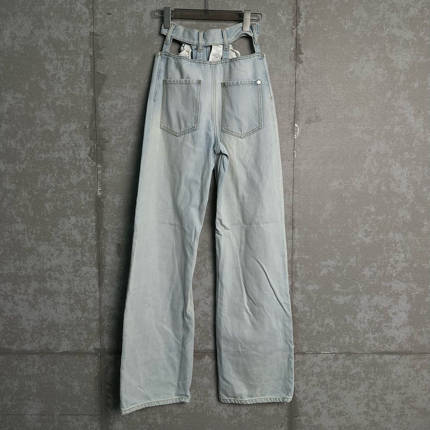 Maison Margiela Maison Margiela Cut-Out Waist Jeans Size 36 Size 25" / US 0 / IT 36 - 2 Thumbnail
