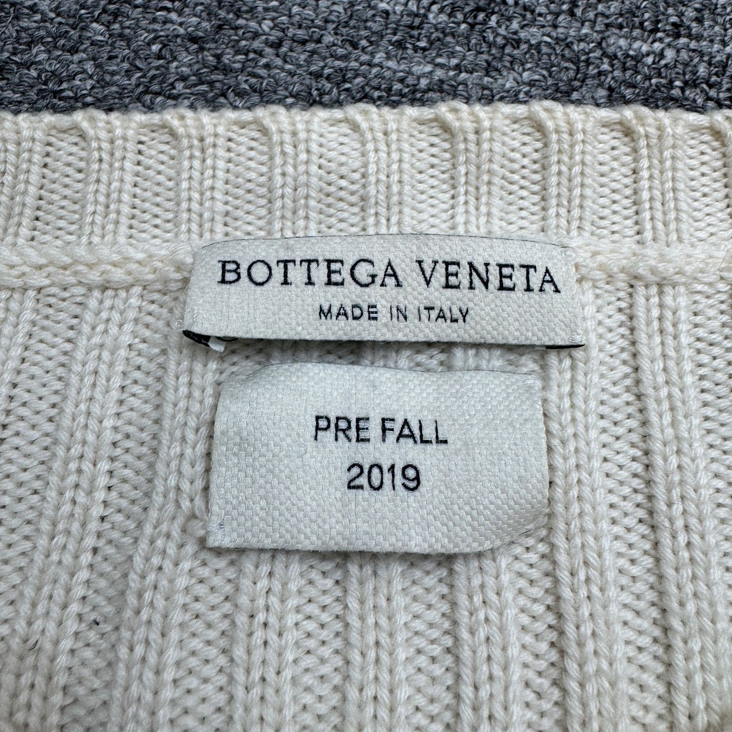 Bottega Veneta Bottega Veneta Wool Patch Sweater Size L Size US L / EU 52-54 / 3 - 3 Thumbnail