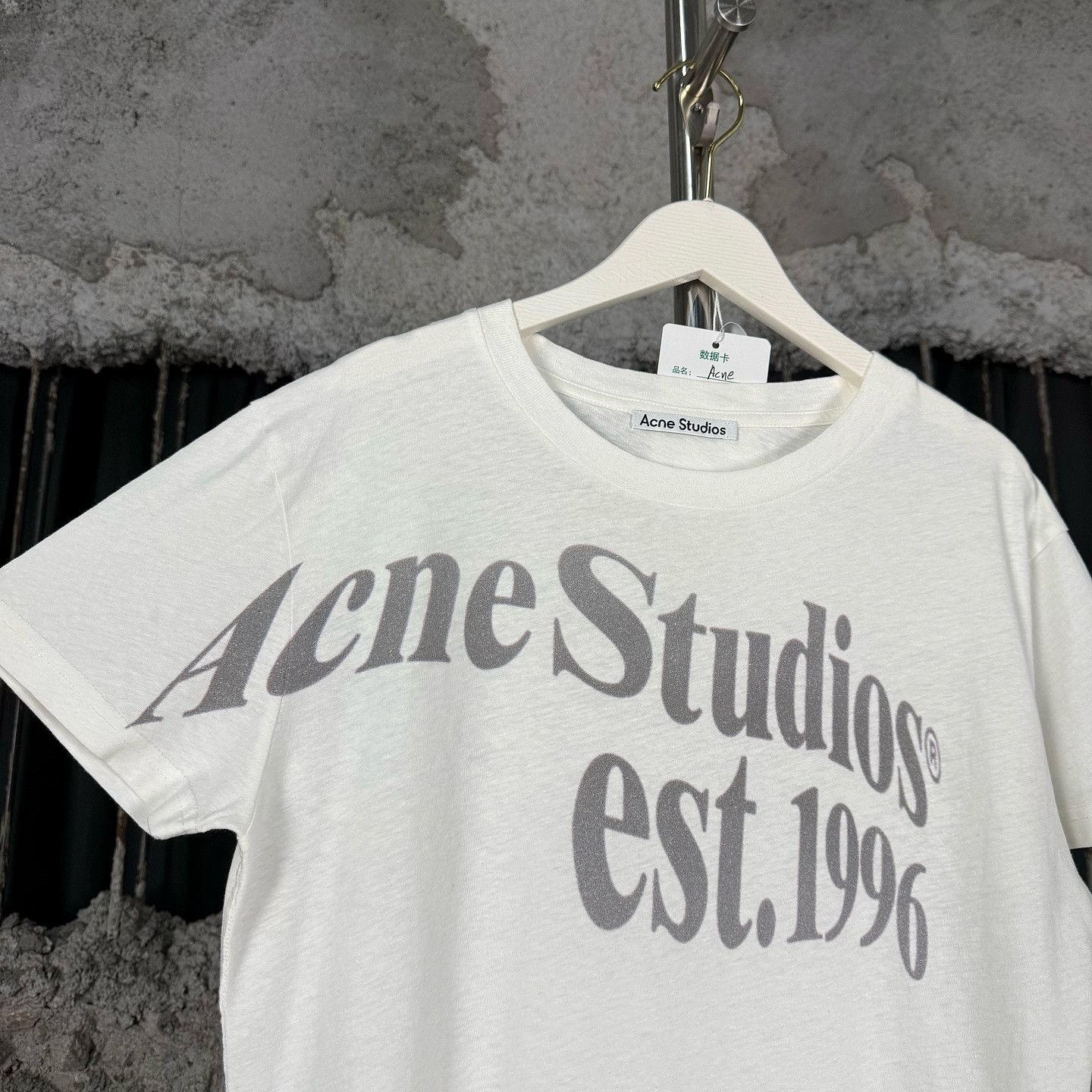 Acne Studios Acne Studios Est. 1996 Graphic T-Shirt Size L Size L / US 10 / IT 46 - 7 Thumbnail